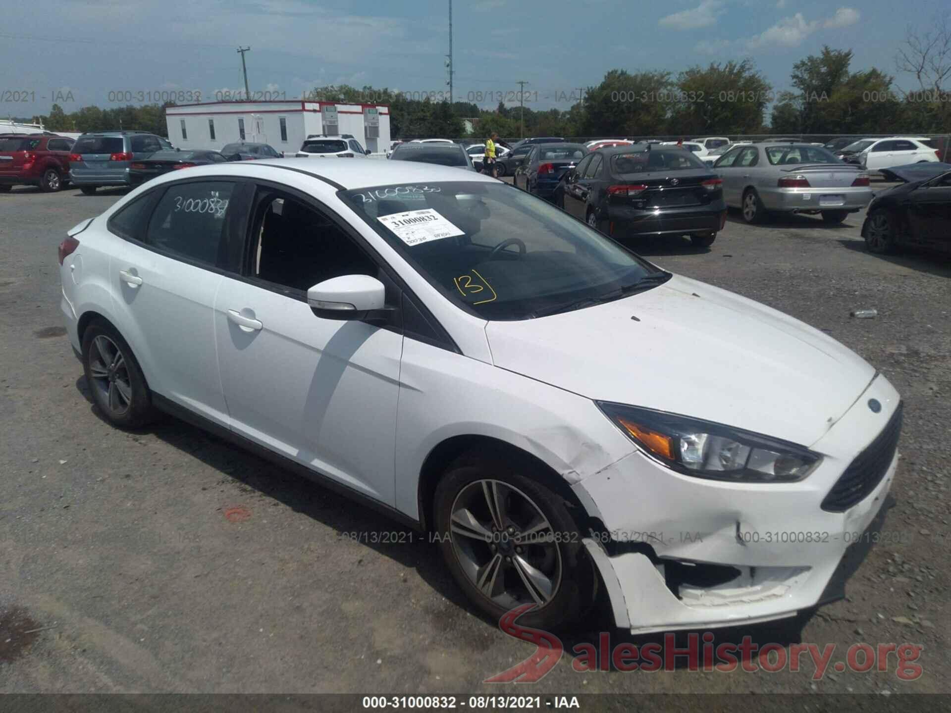 1FADP3FE8JL329830 2018 FORD FOCUS