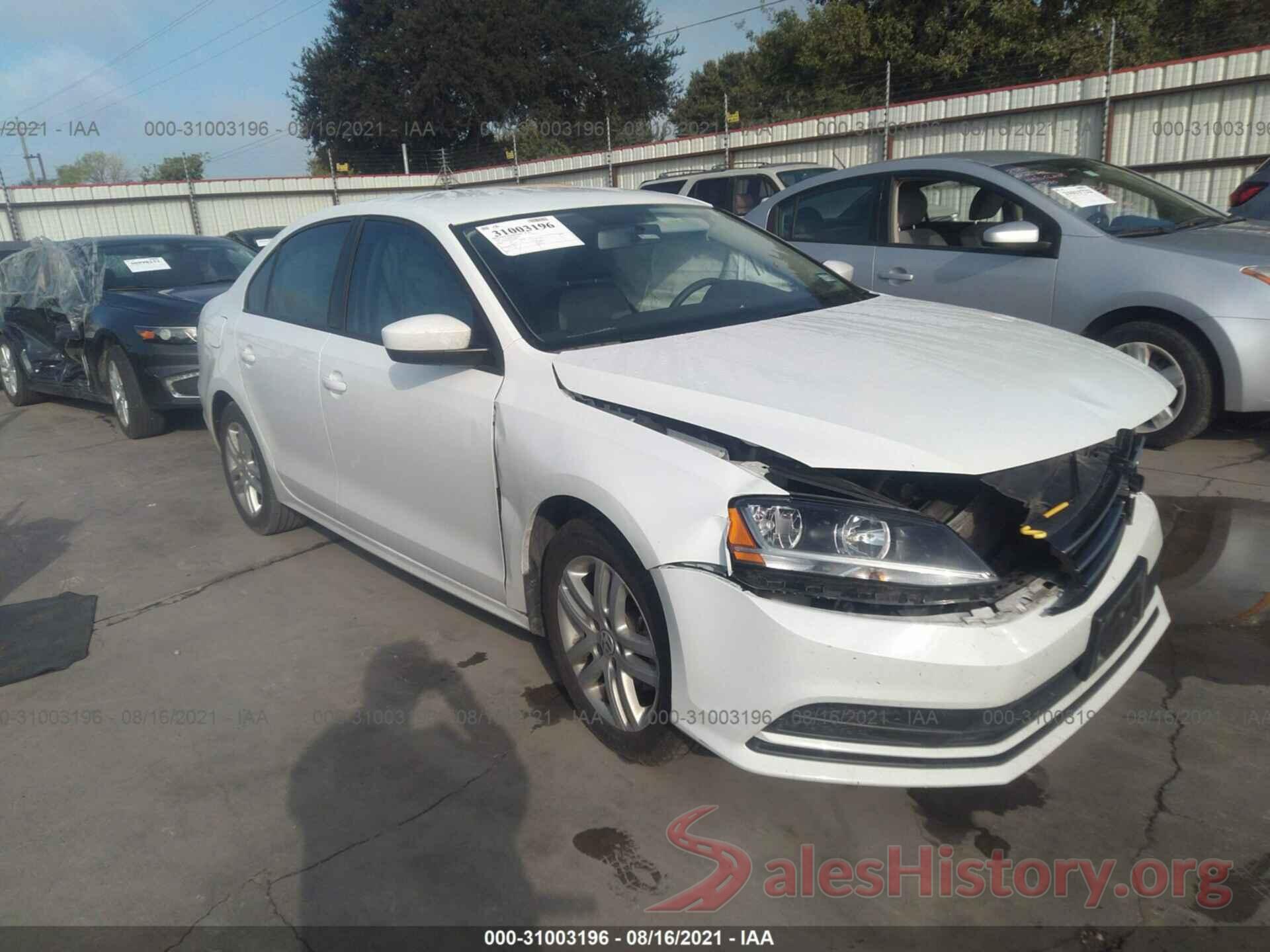 3VW167AJ2JM208072 2018 VOLKSWAGEN JETTA