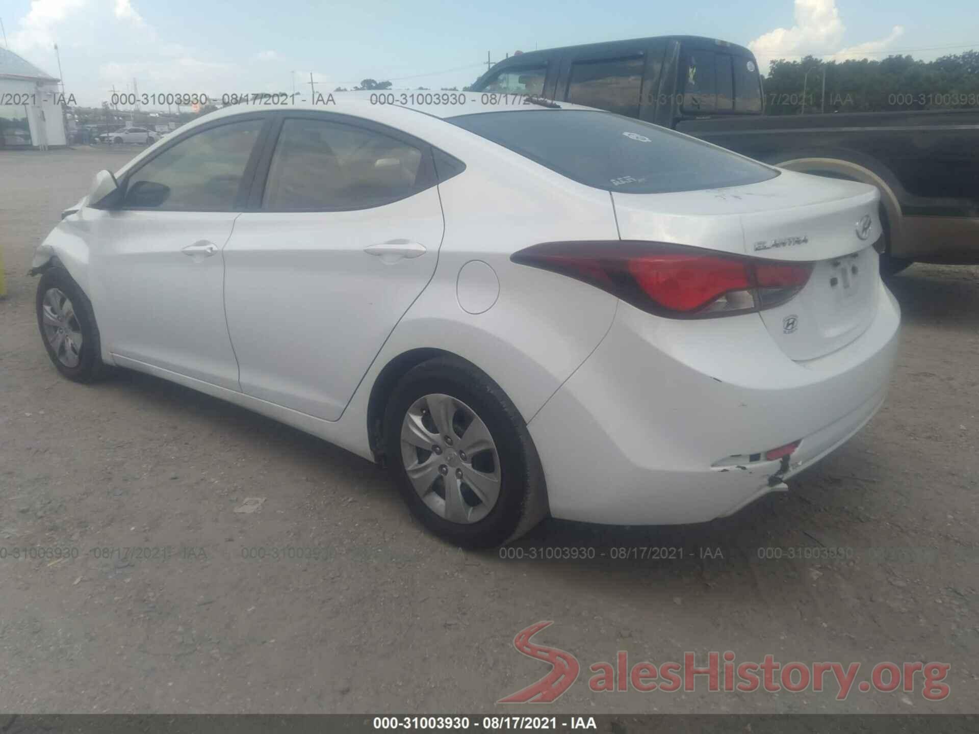 5NPDH4AE8GH721207 2016 HYUNDAI ELANTRA