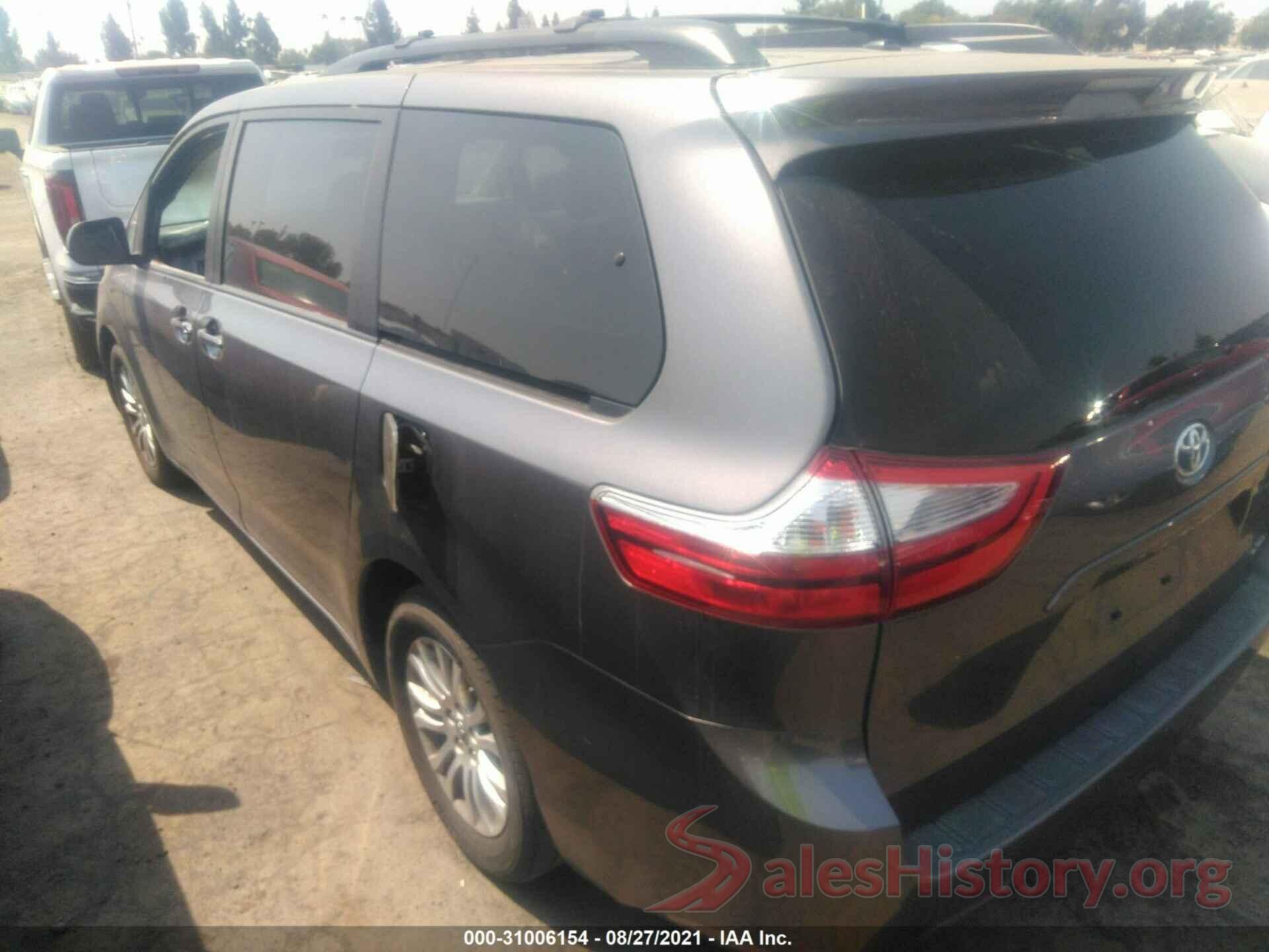 5TDYZ3DC4HS873581 2017 TOYOTA SIENNA