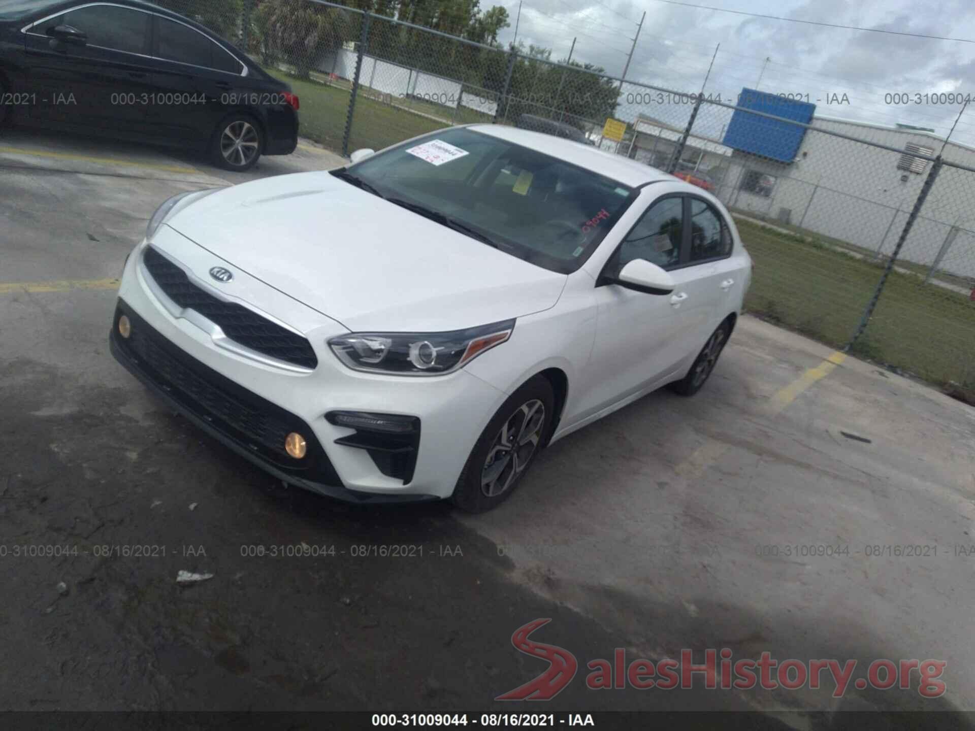 3KPF24AD8ME311556 2021 KIA FORTE