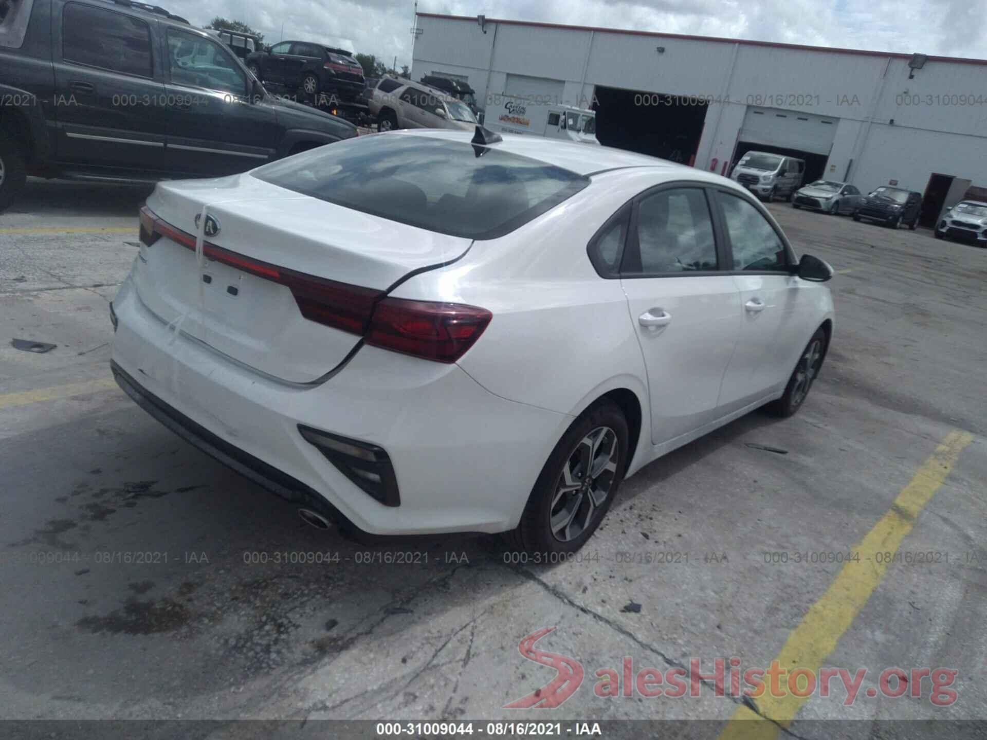 3KPF24AD8ME311556 2021 KIA FORTE