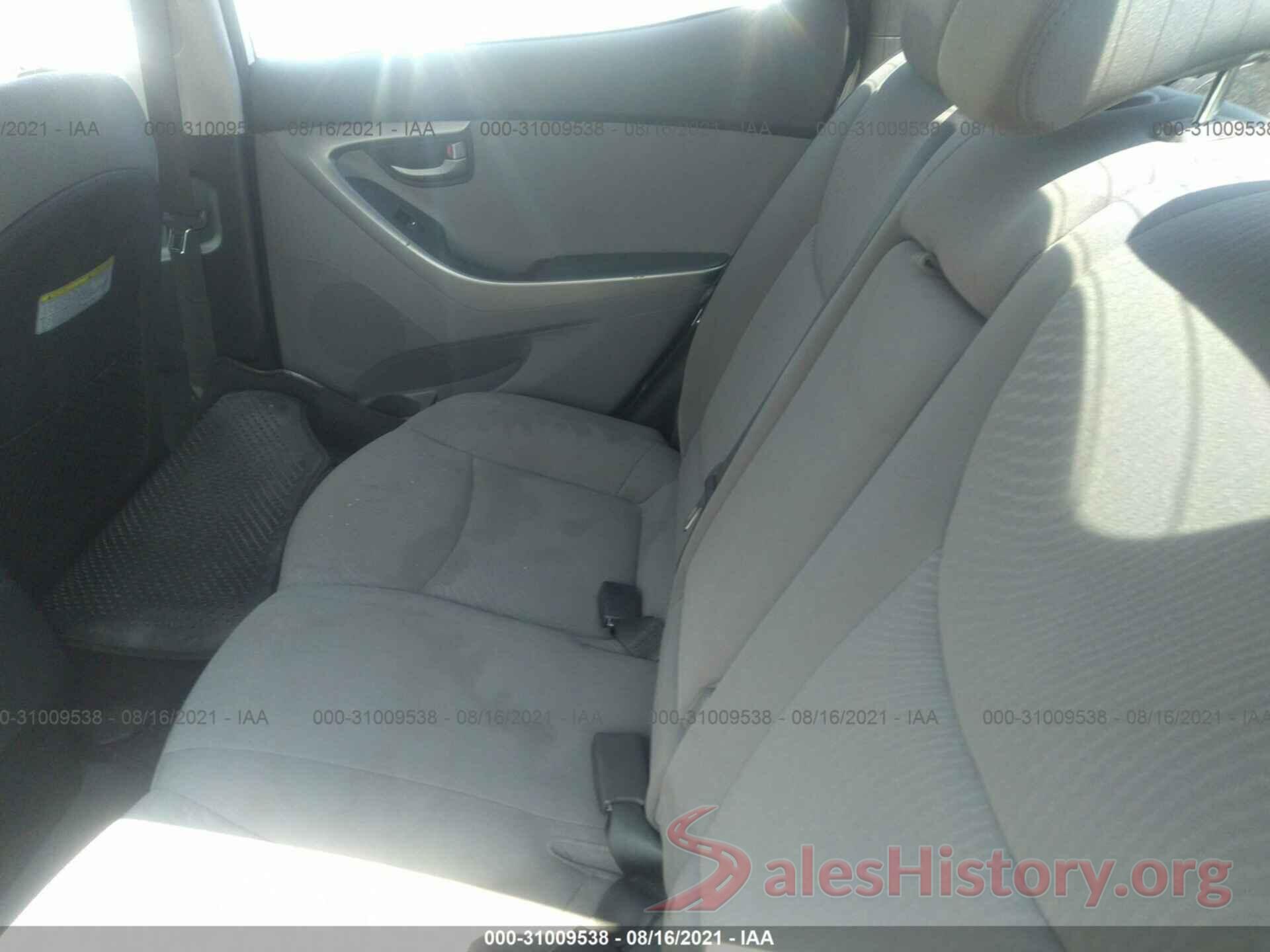 5NPDH4AE1GH721615 2016 HYUNDAI ELANTRA