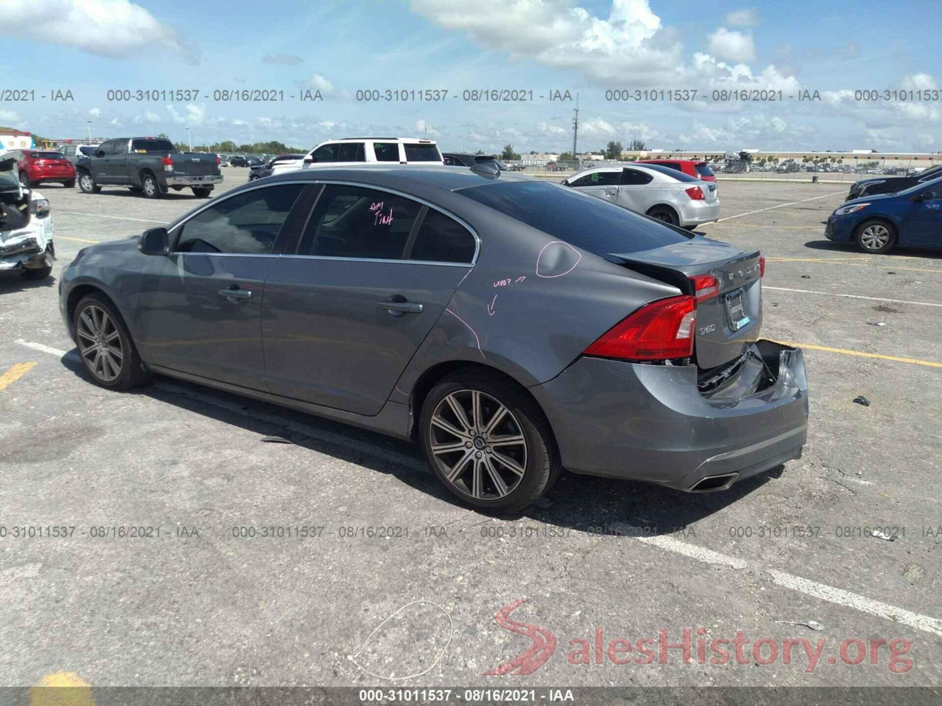 LYV402TK8JB172131 2018 VOLVO S60