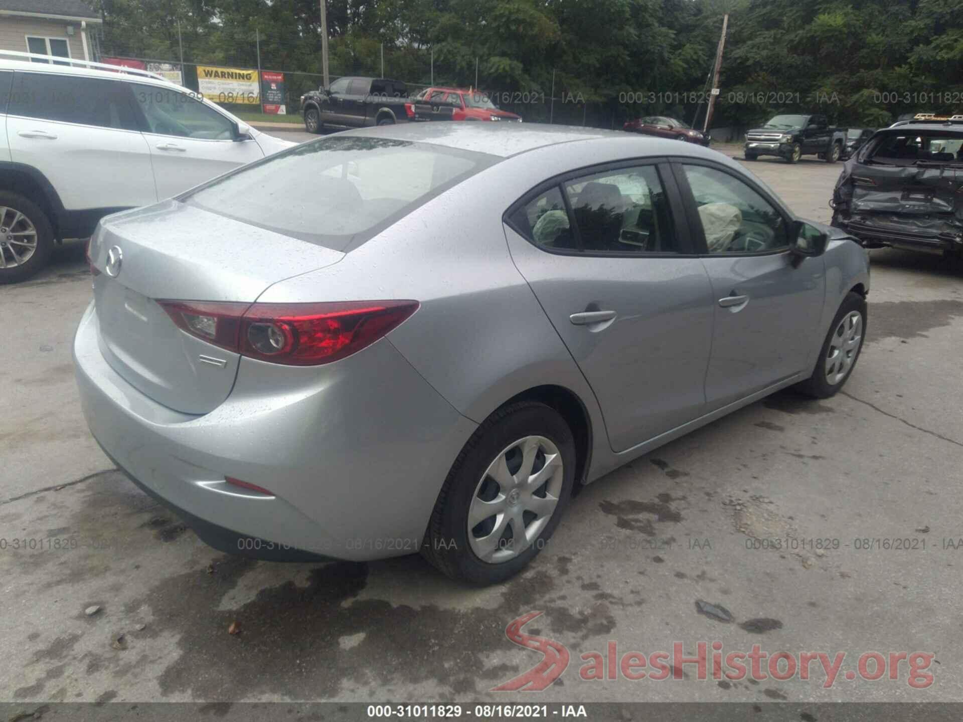 3MZBN1U71HM147697 2017 MAZDA MAZDA3 4-DOOR