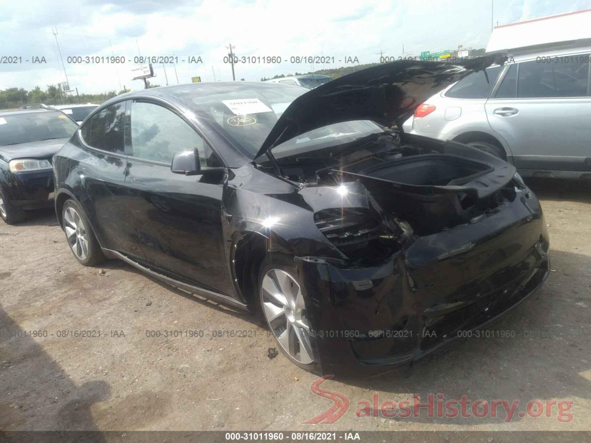 5YJYGDEE7MF087266 2021 TESLA MODEL Y