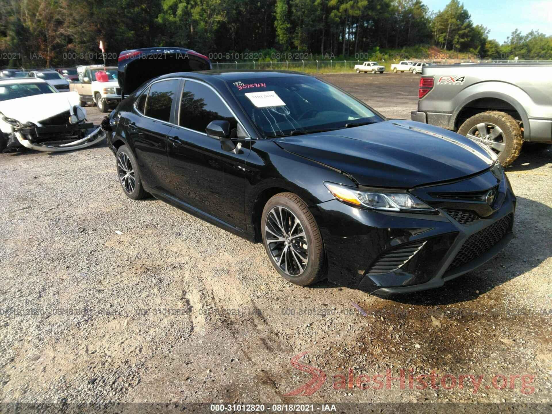 4T1B11HK7JU064835 2018 TOYOTA CAMRY