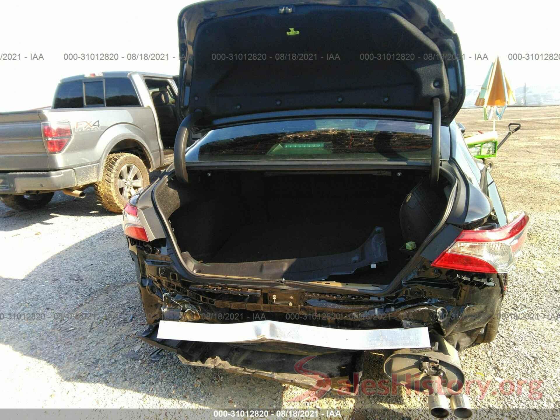 4T1B11HK7JU064835 2018 TOYOTA CAMRY