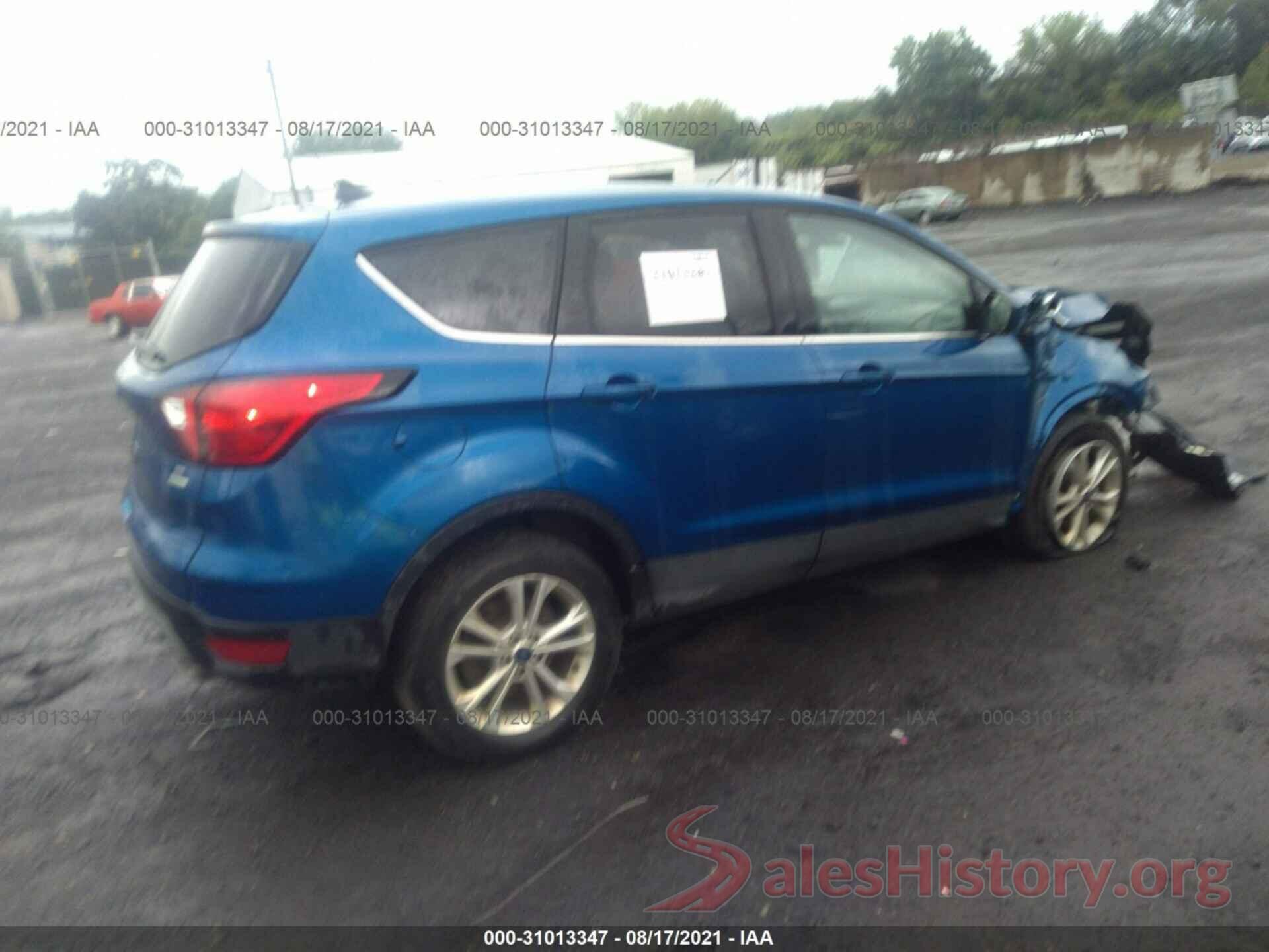 1FMCU0GD5KUB81209 2019 FORD ESCAPE