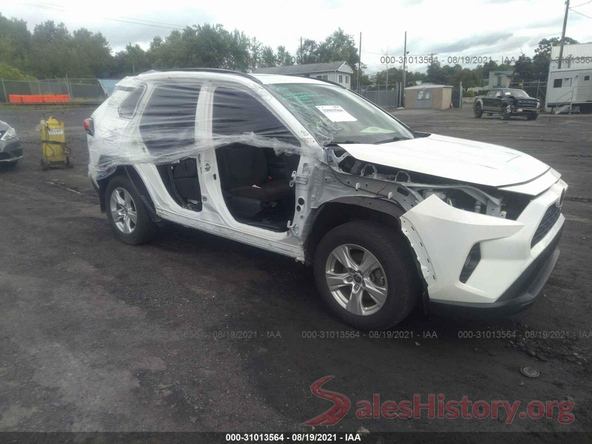 JTMP1RFV2KJ022906 2019 TOYOTA RAV4