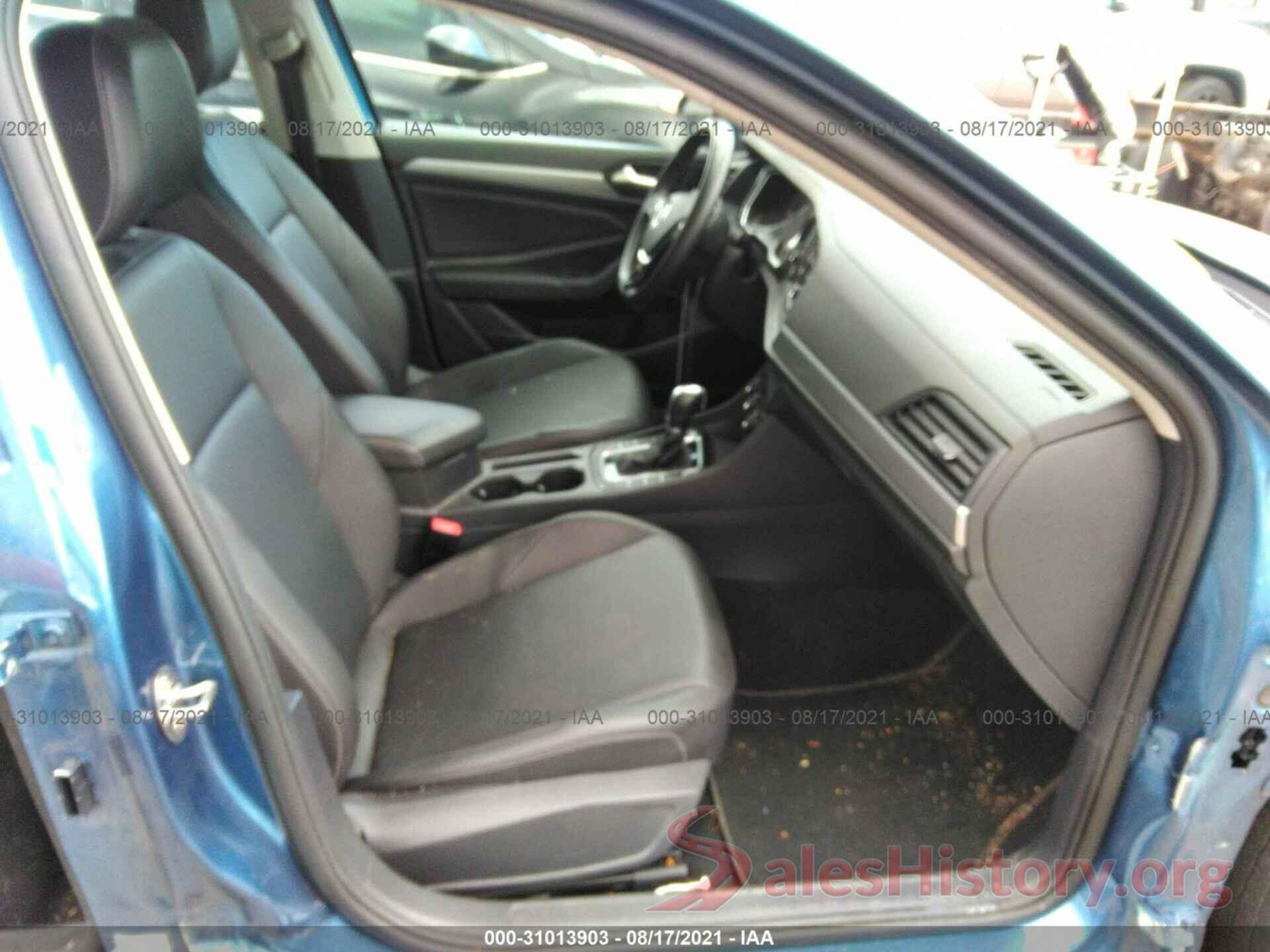 3VWC57BUXKM154767 2019 VOLKSWAGEN JETTA