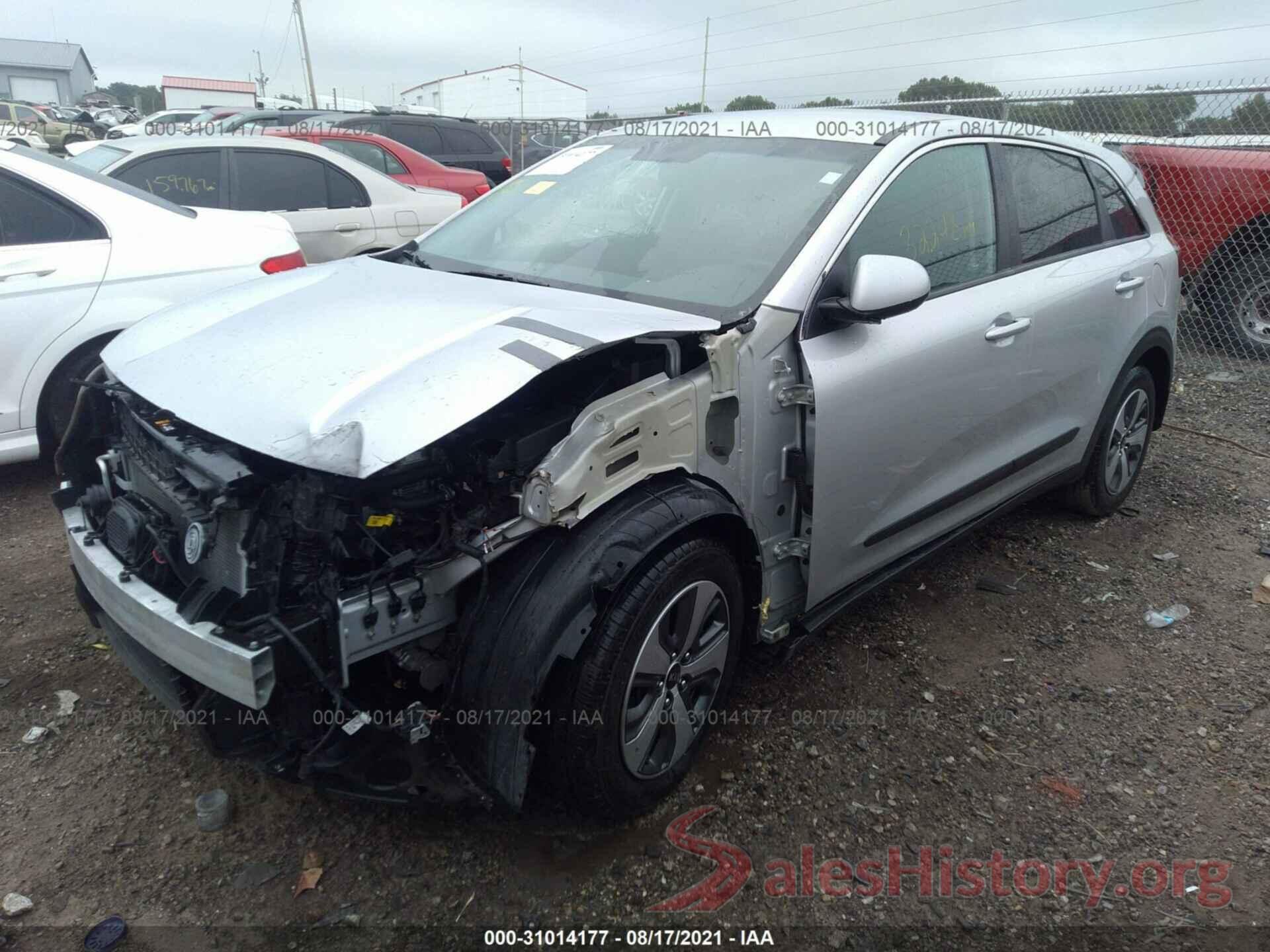 KNDCB3LC2K5220924 2019 KIA NIRO