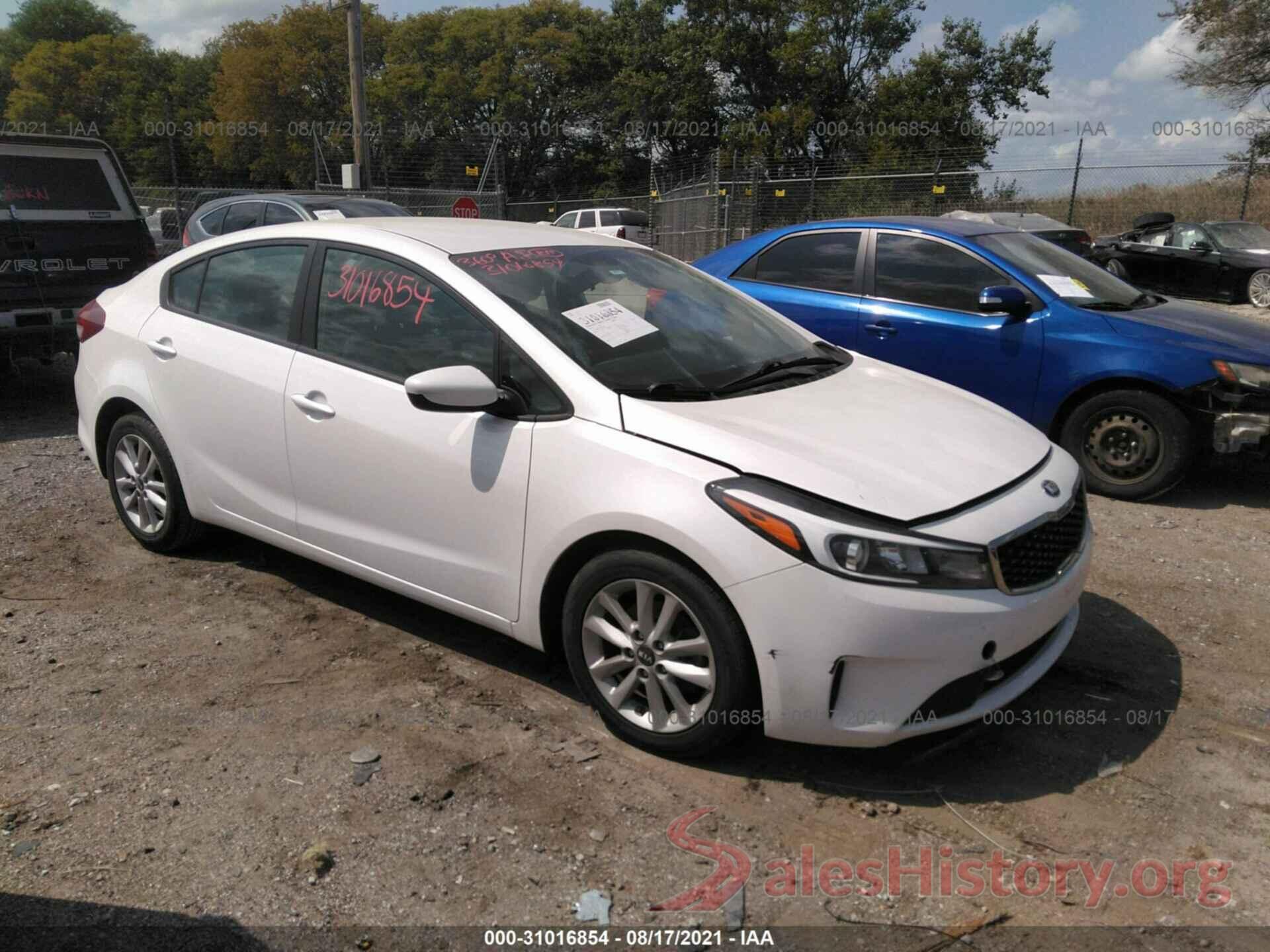 3KPFL4A72HE018684 2017 KIA FORTE