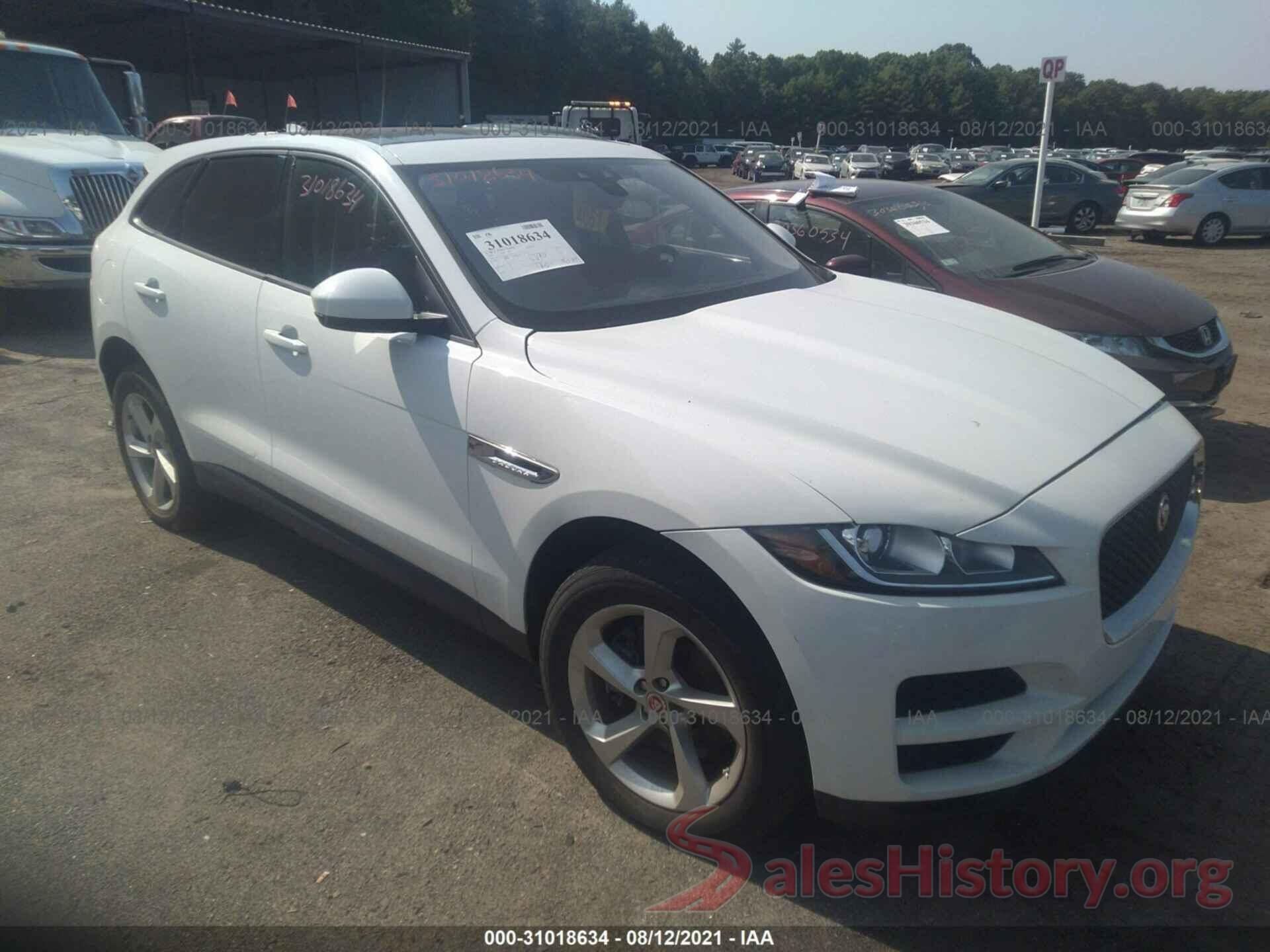 SADCJ2GX7JA236797 2018 JAGUAR F-PACE