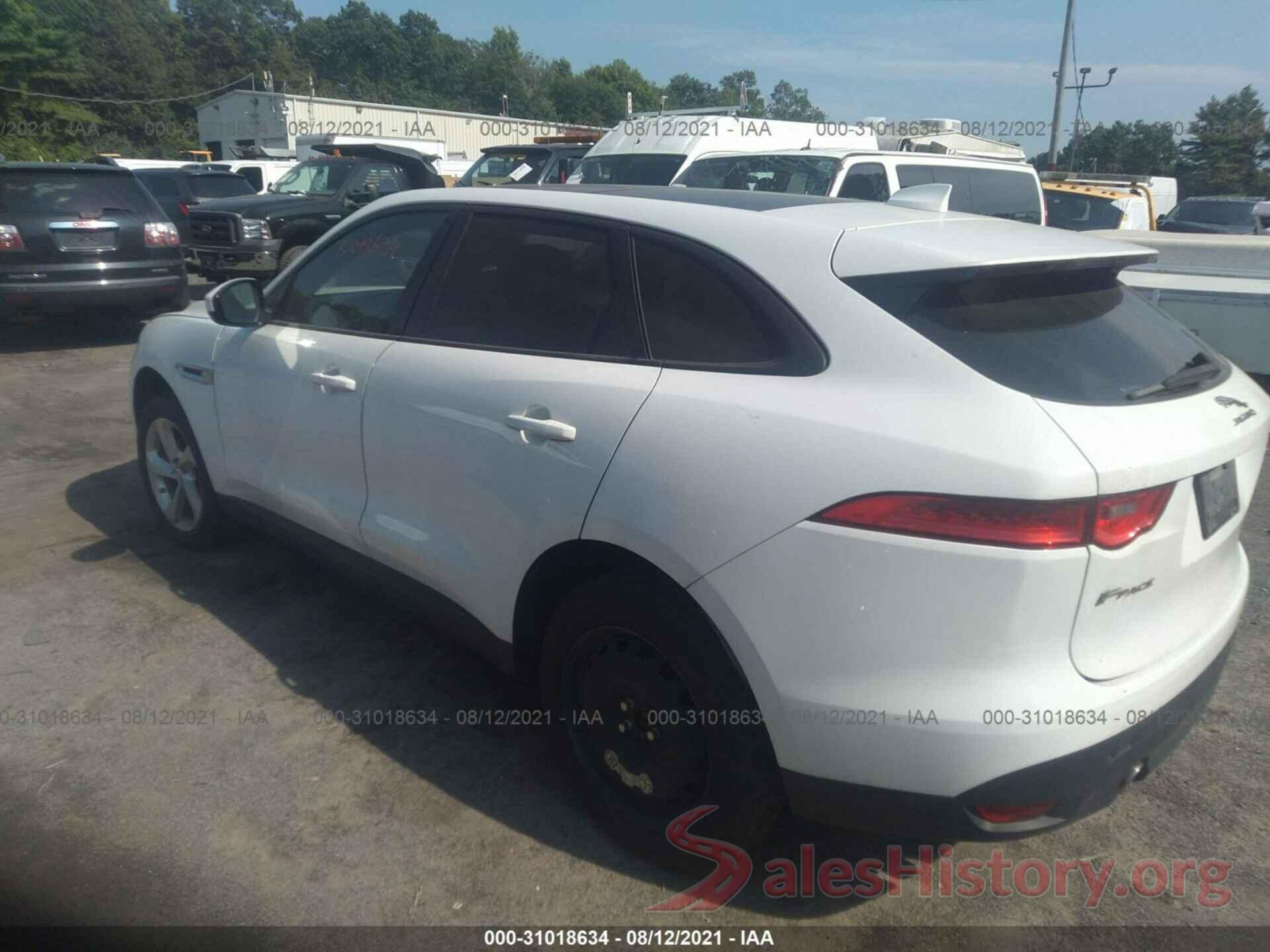 SADCJ2GX7JA236797 2018 JAGUAR F-PACE