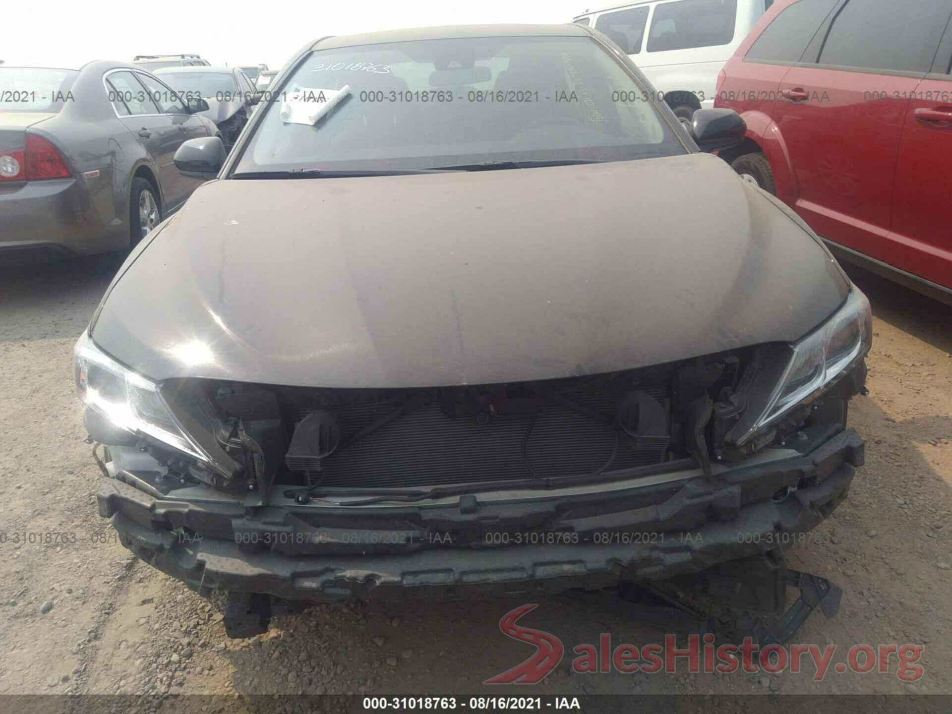 4T1C11AK8LU330817 2020 TOYOTA CAMRY