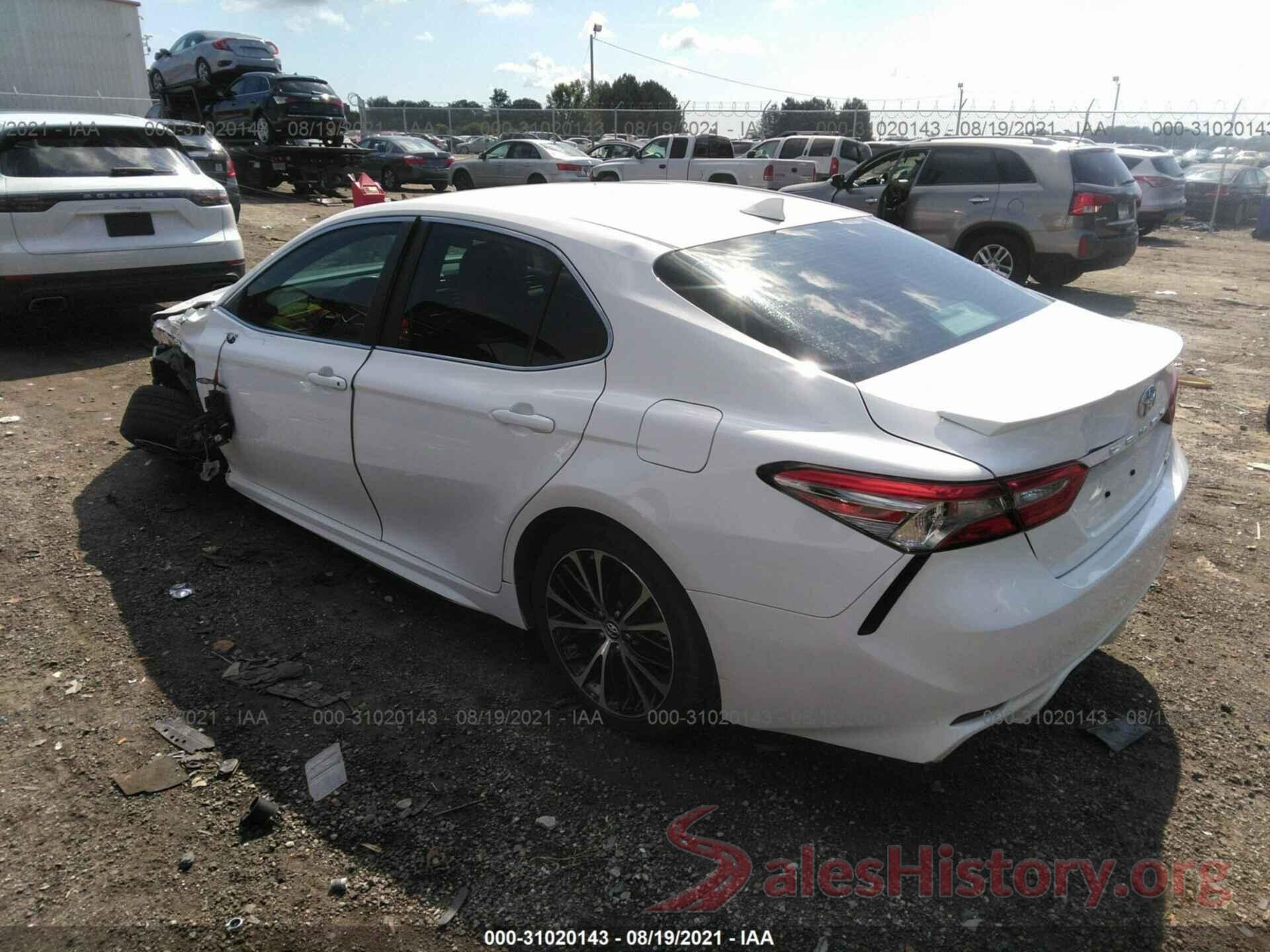 4T1B11HK1KU201124 2019 TOYOTA CAMRY