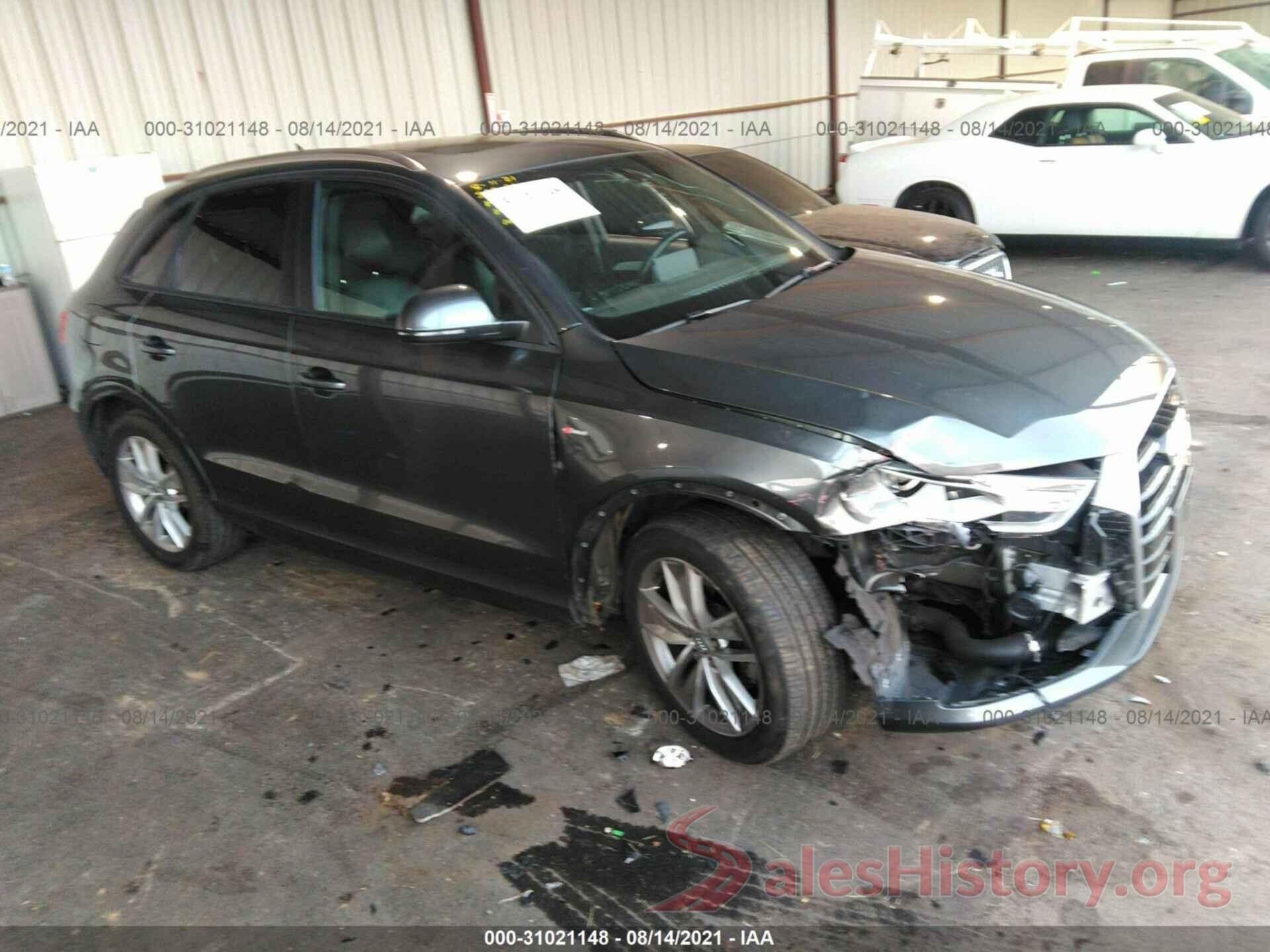 WA1BCCFS8JR027562 2018 AUDI Q3