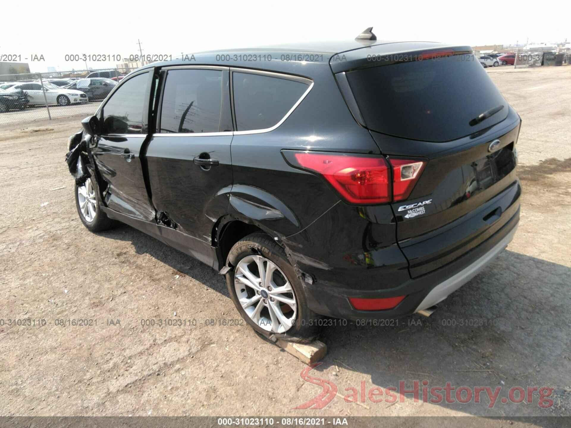 1FMCU9GD2KUA42868 2019 FORD ESCAPE