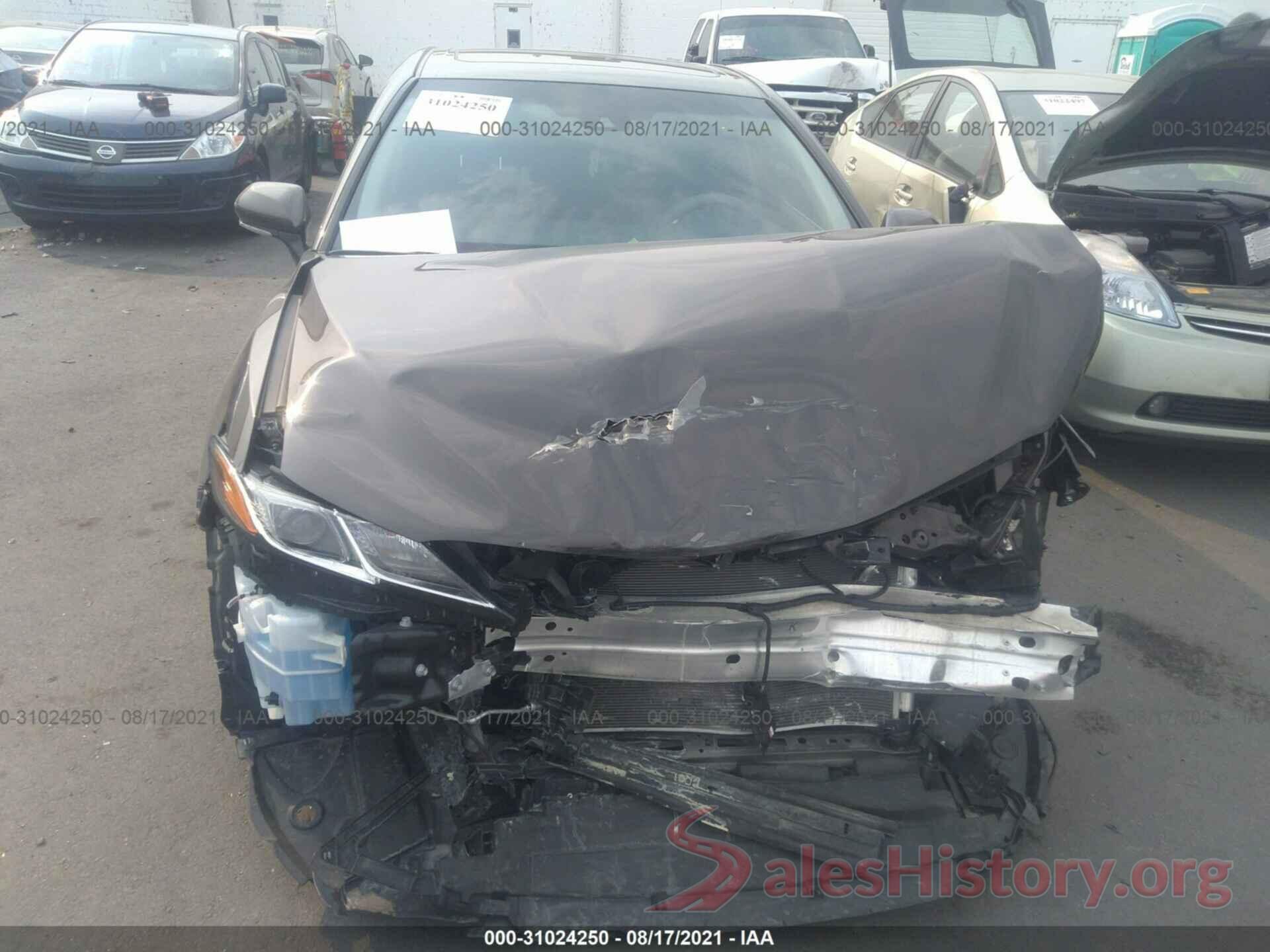 JTNB11HK0J3000464 2018 TOYOTA CAMRY