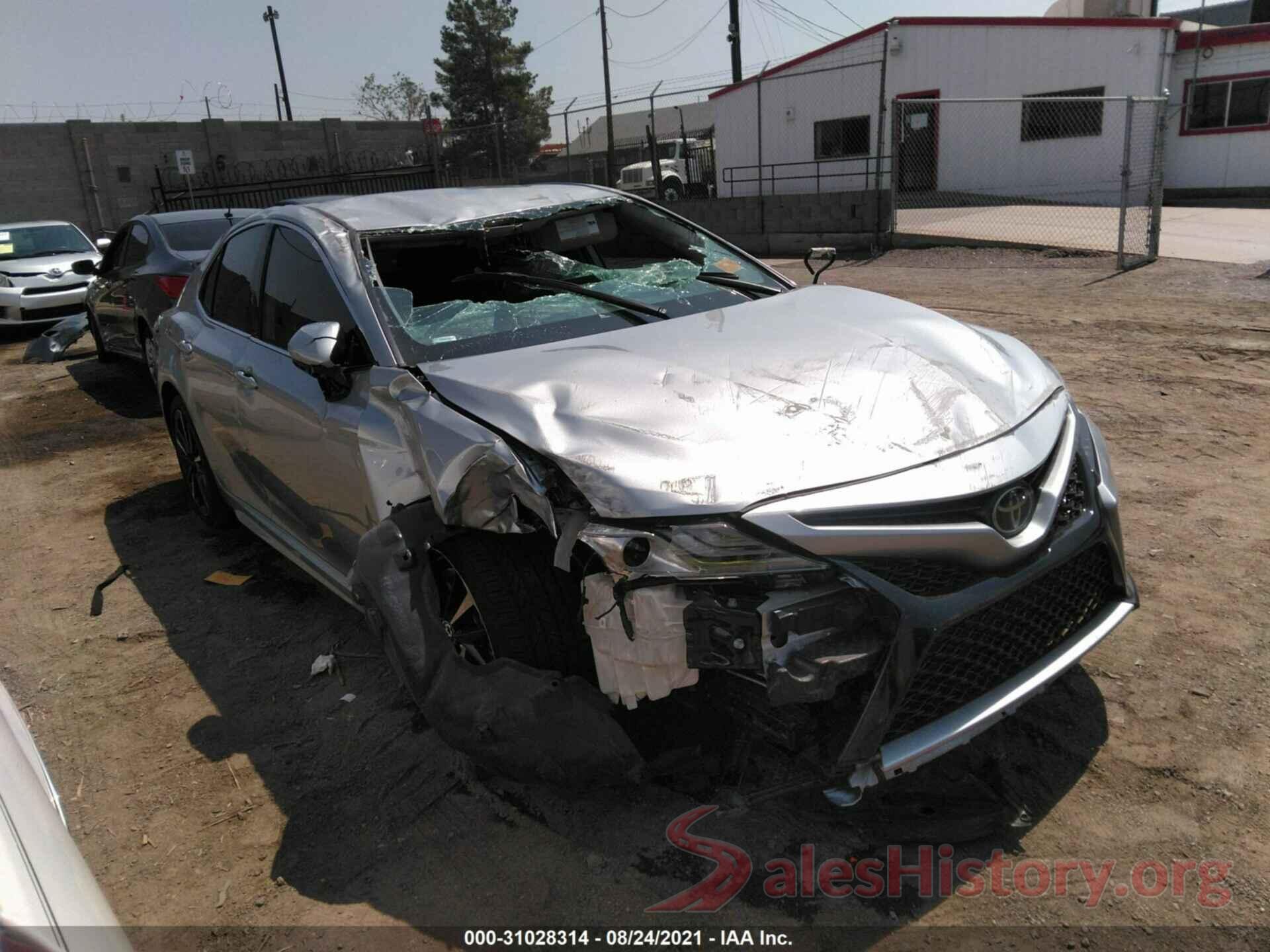 4T1B61HK1KU200752 2019 TOYOTA CAMRY