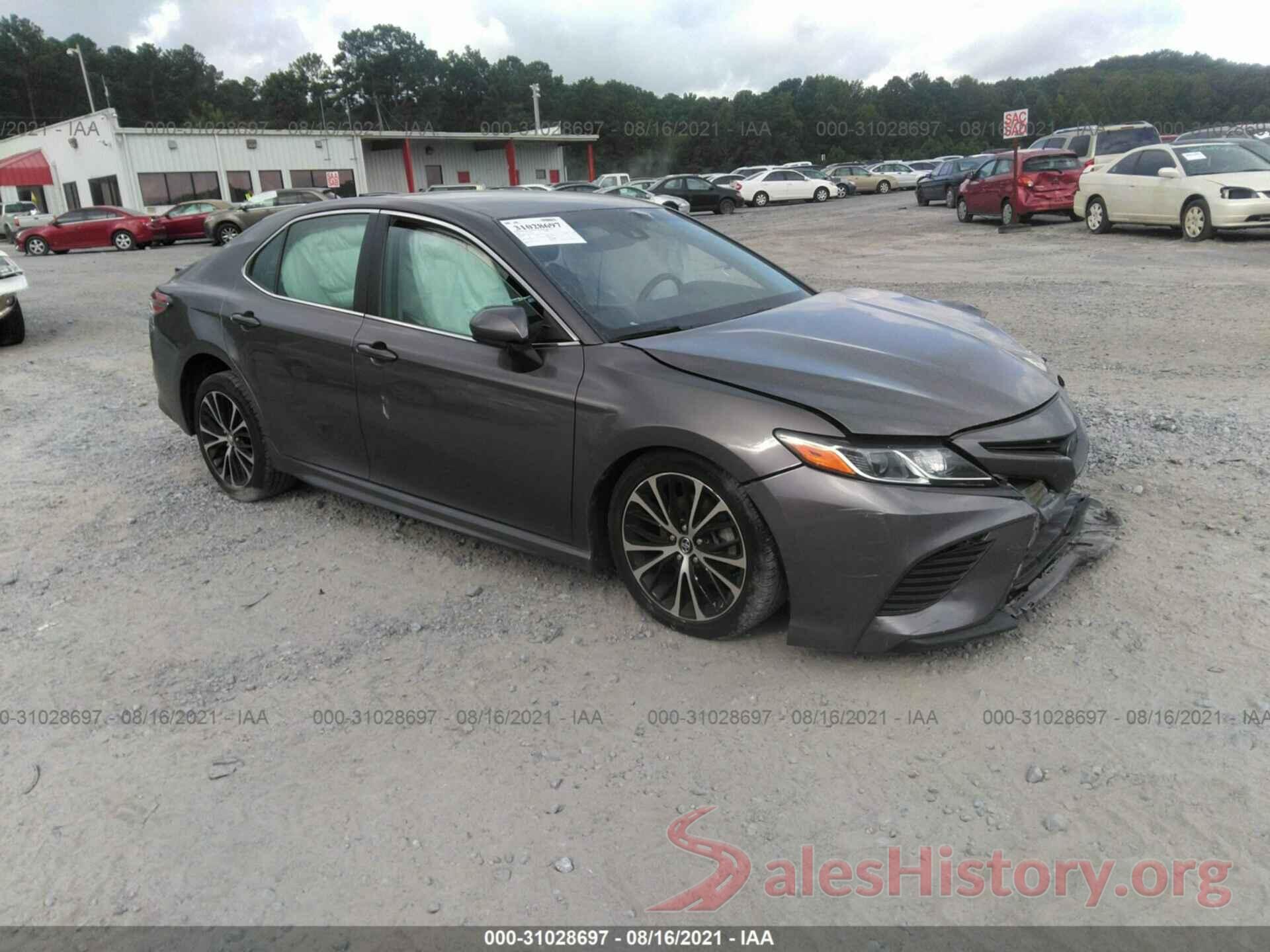 4T1G11AK7LU909203 2020 TOYOTA CAMRY