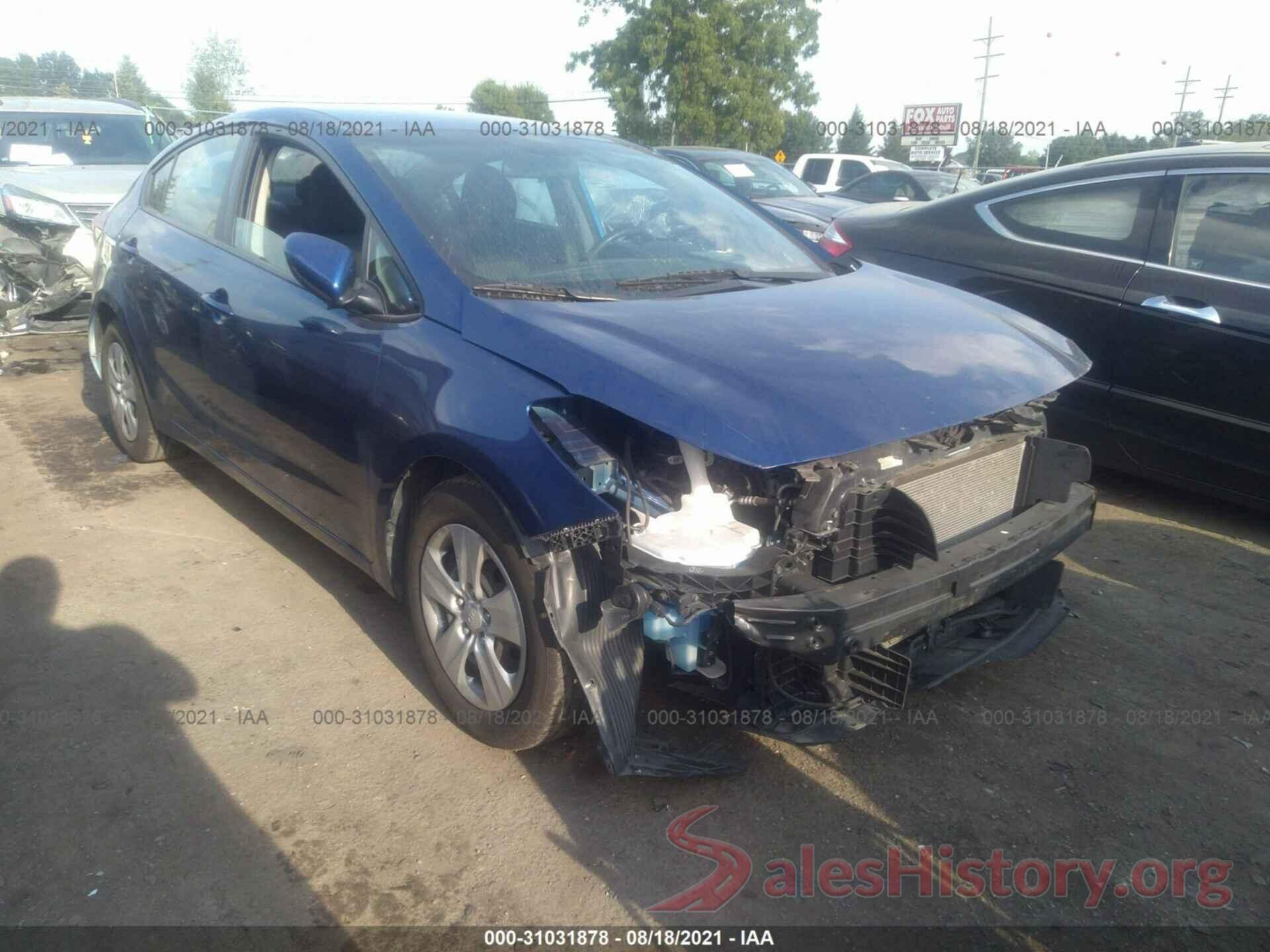 3KPFK4A78JE284039 2018 KIA FORTE