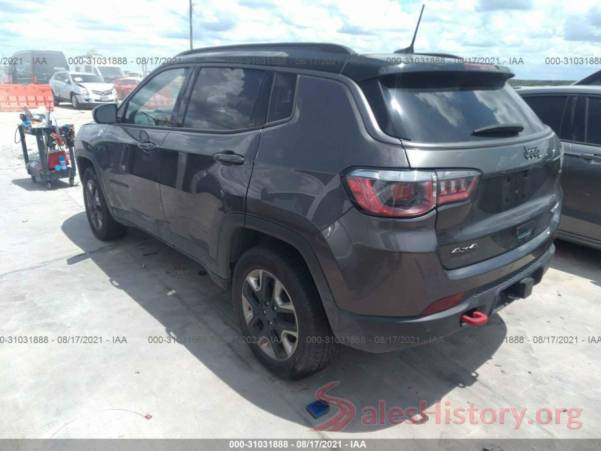 3C4NJDDB0JT331025 2018 JEEP COMPASS