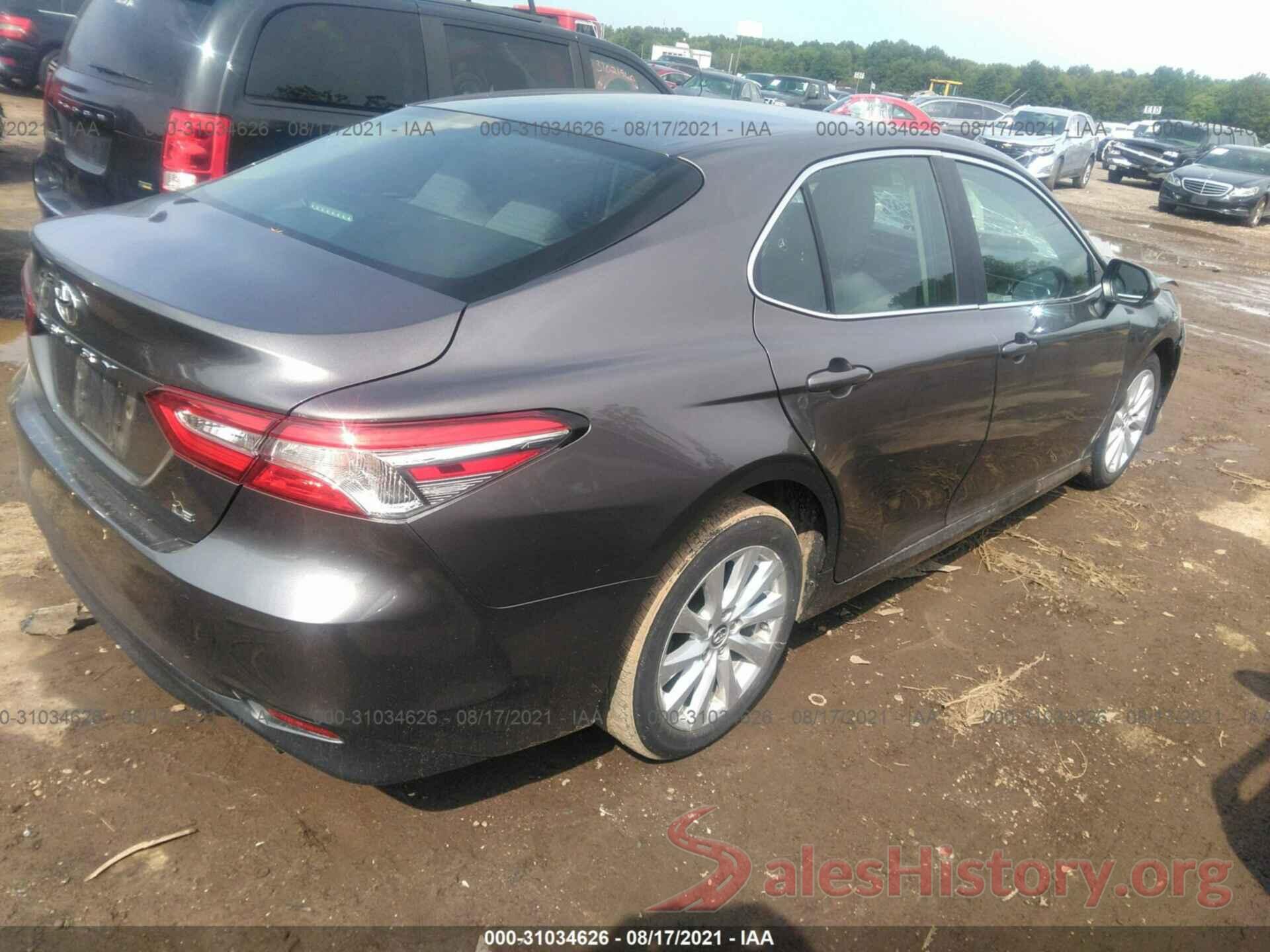 4T1B11HK3JU055940 2018 TOYOTA CAMRY