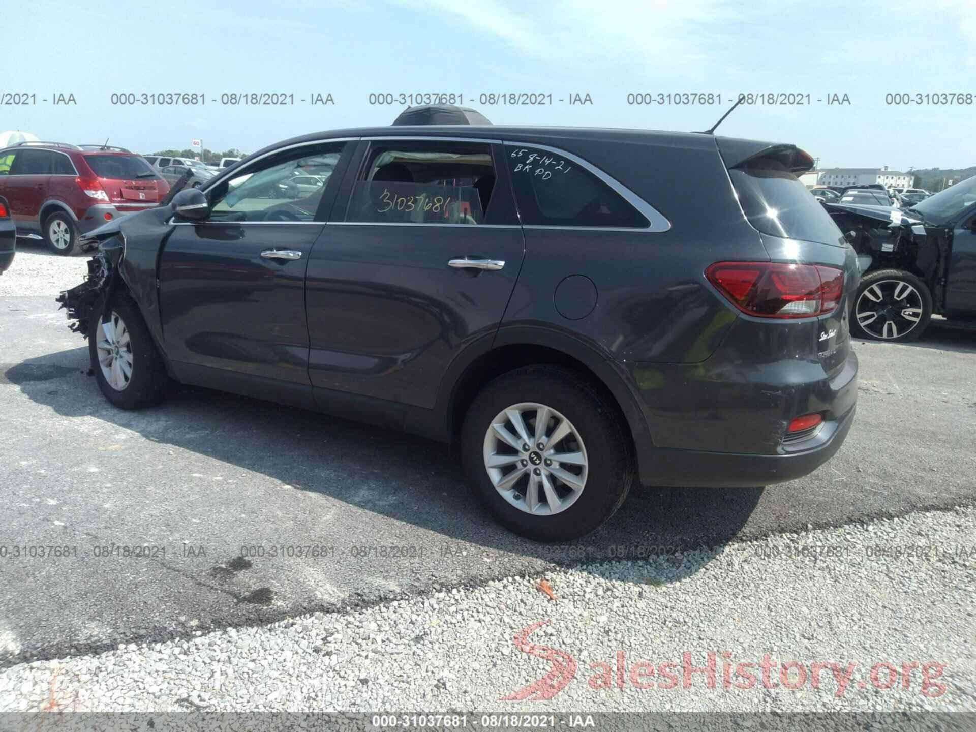 5XYPGDA31KG556647 2019 KIA SORENTO