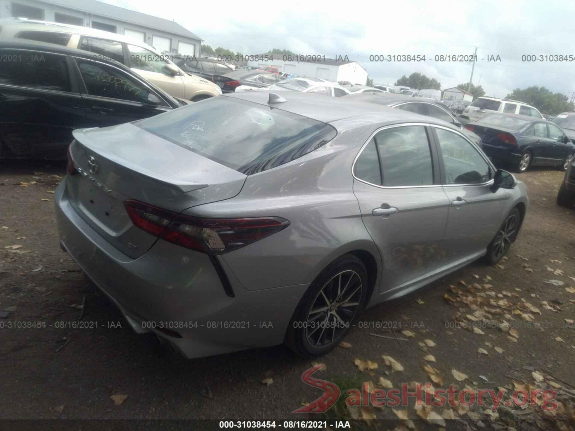 4T1G11AK0MU469357 2021 TOYOTA CAMRY