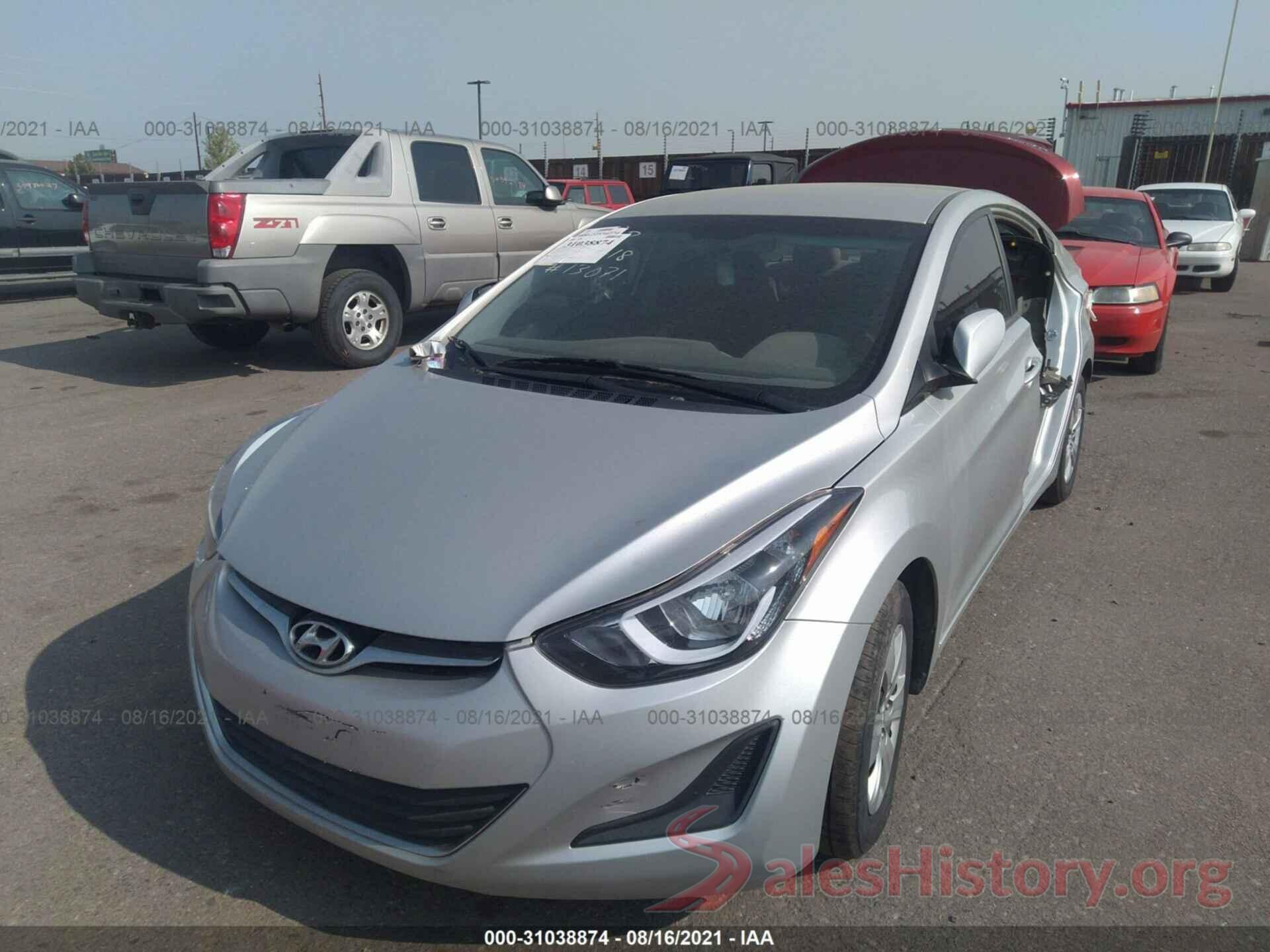 5NPDH4AE7GH792477 2016 HYUNDAI ELANTRA