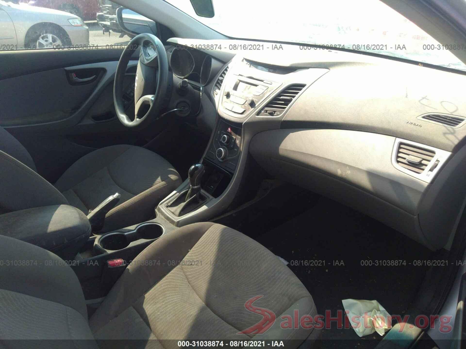 5NPDH4AE7GH792477 2016 HYUNDAI ELANTRA