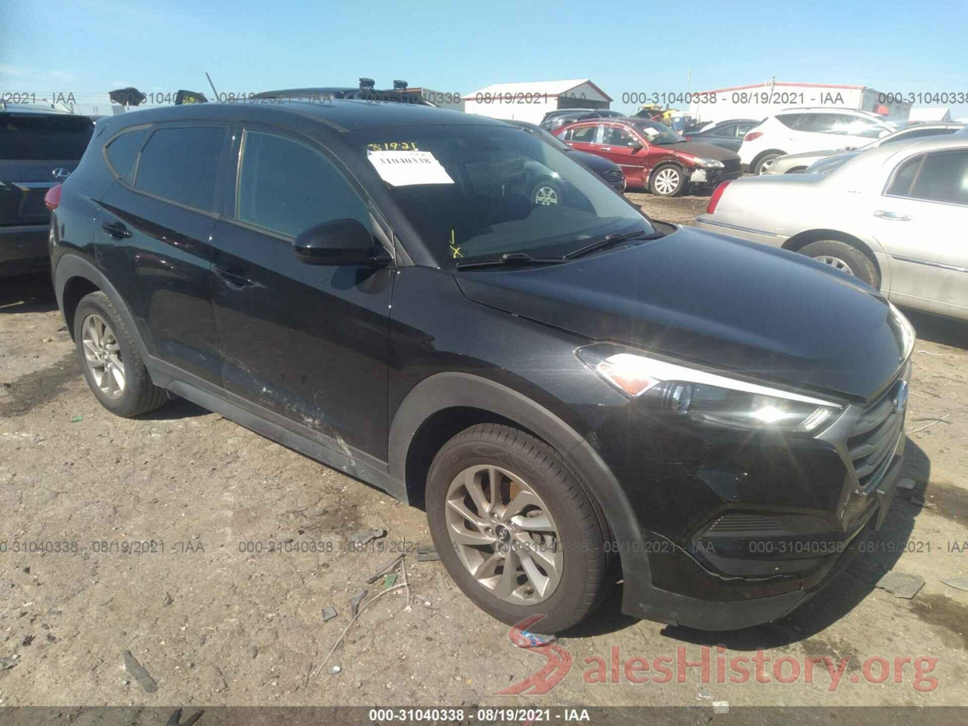 KM8J23A40HU416700 2017 HYUNDAI TUCSON