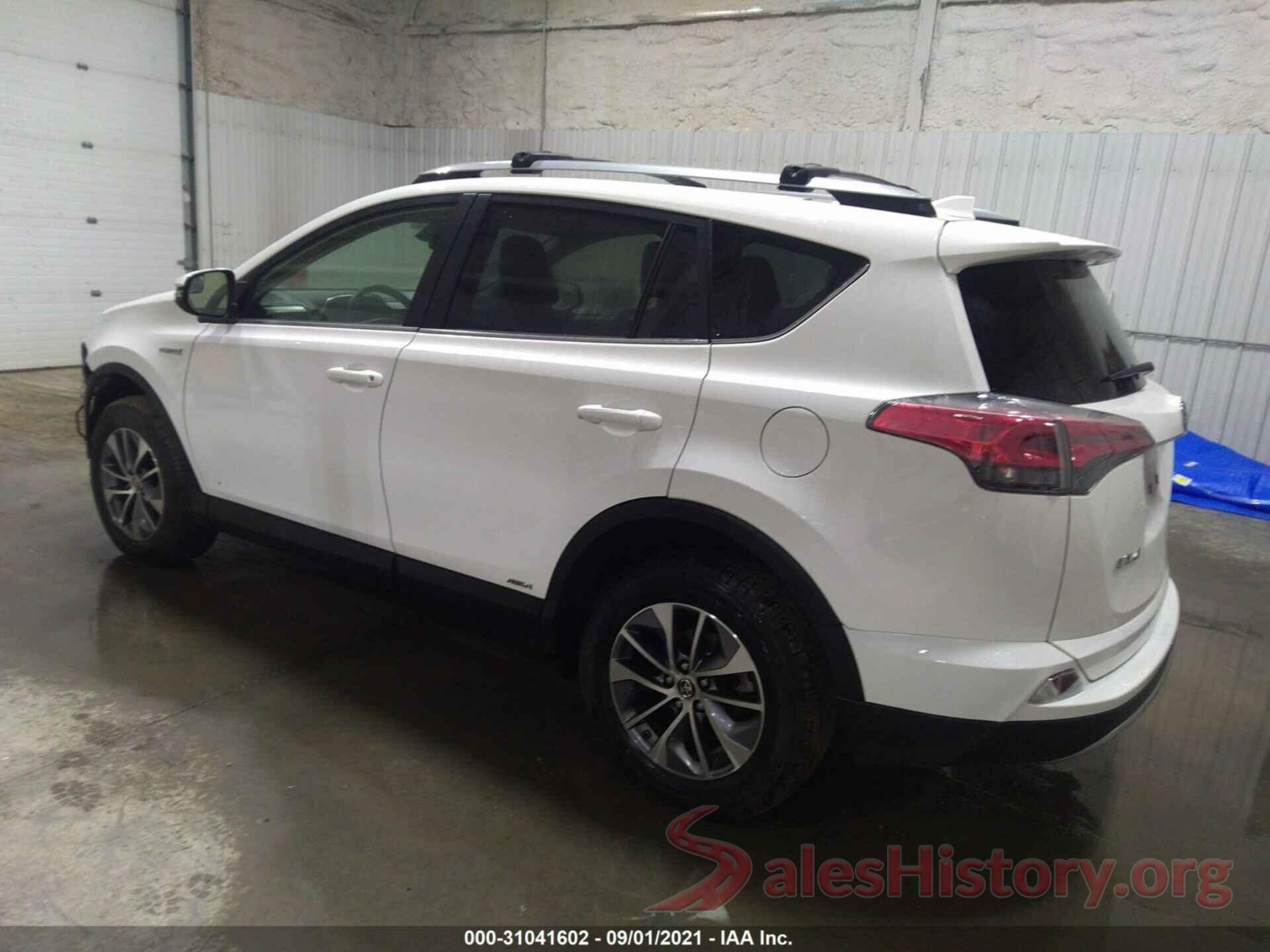 JTMRJREV1JD253092 2018 TOYOTA RAV4