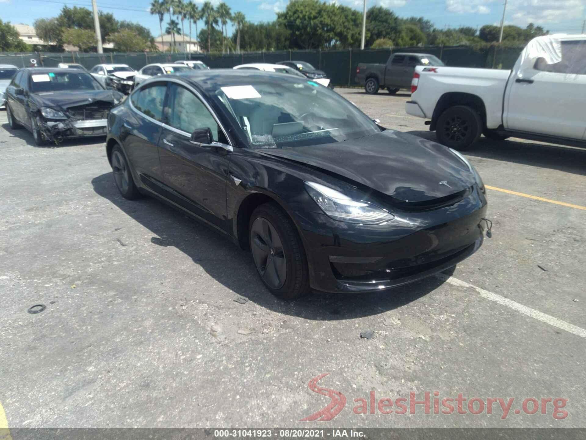 5YJ3E1EA5KF402669 2019 TESLA MODEL 3