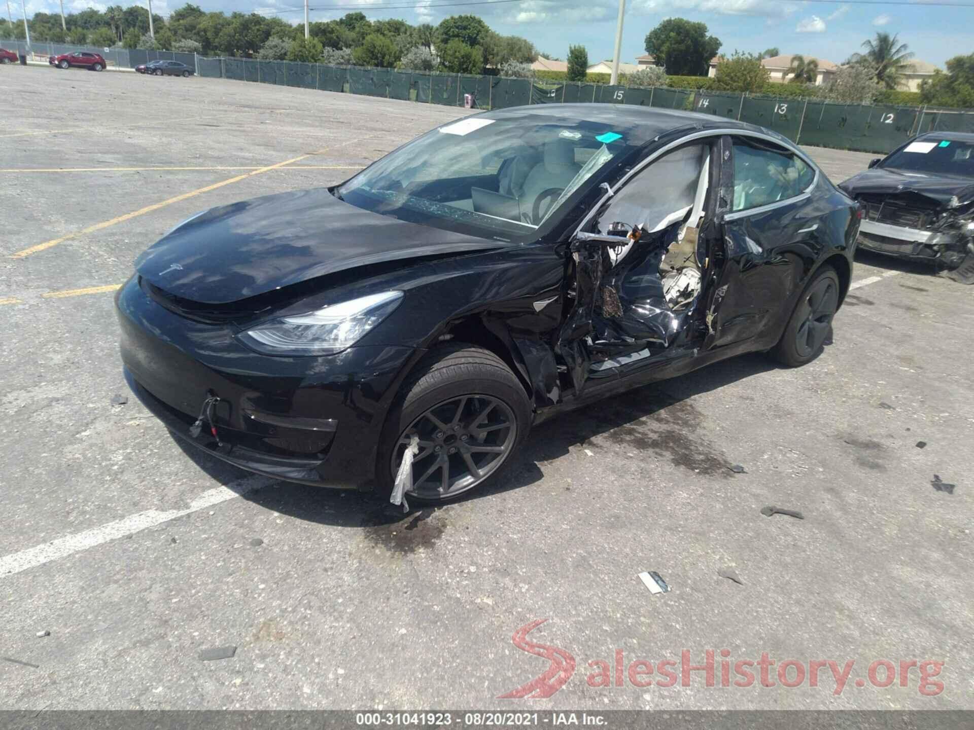 5YJ3E1EA5KF402669 2019 TESLA MODEL 3