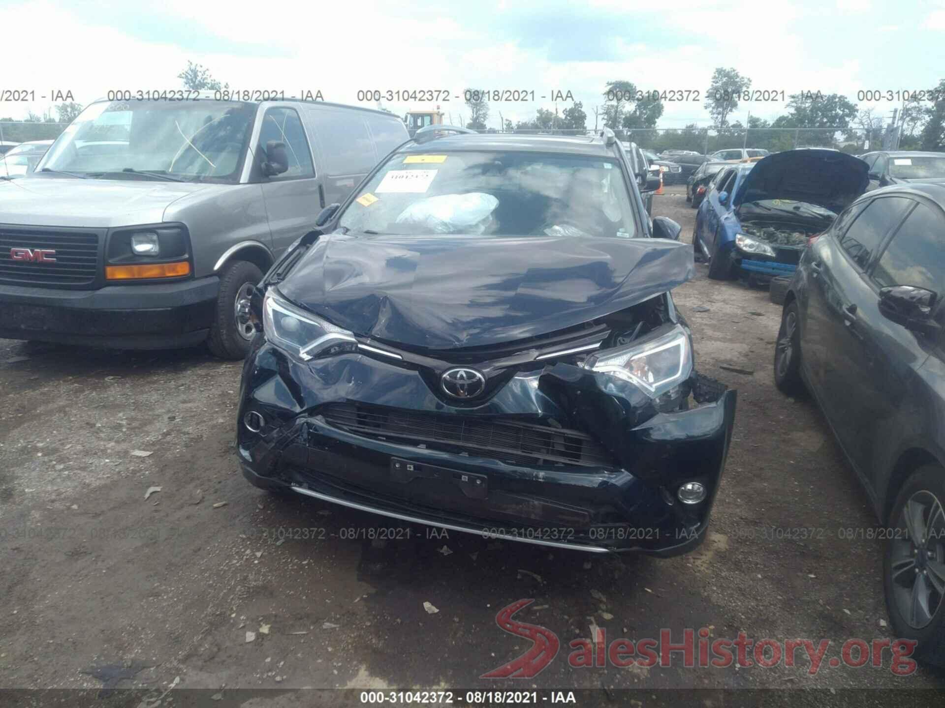 JTMRFREV4HJ154019 2017 TOYOTA RAV4