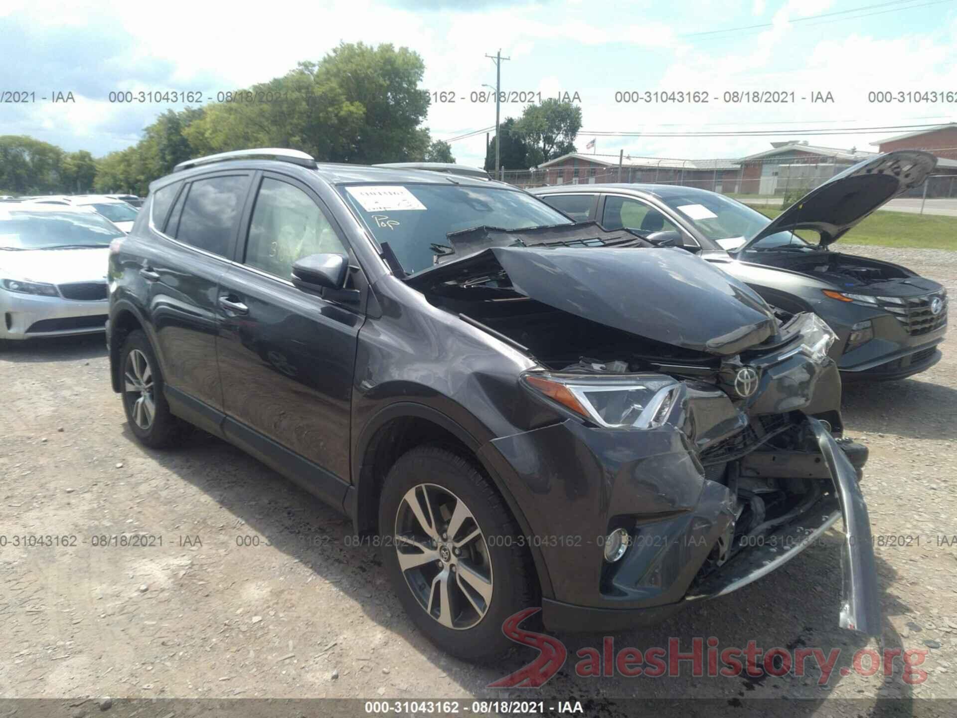 JTMRFREV8JJ249737 2018 TOYOTA RAV4