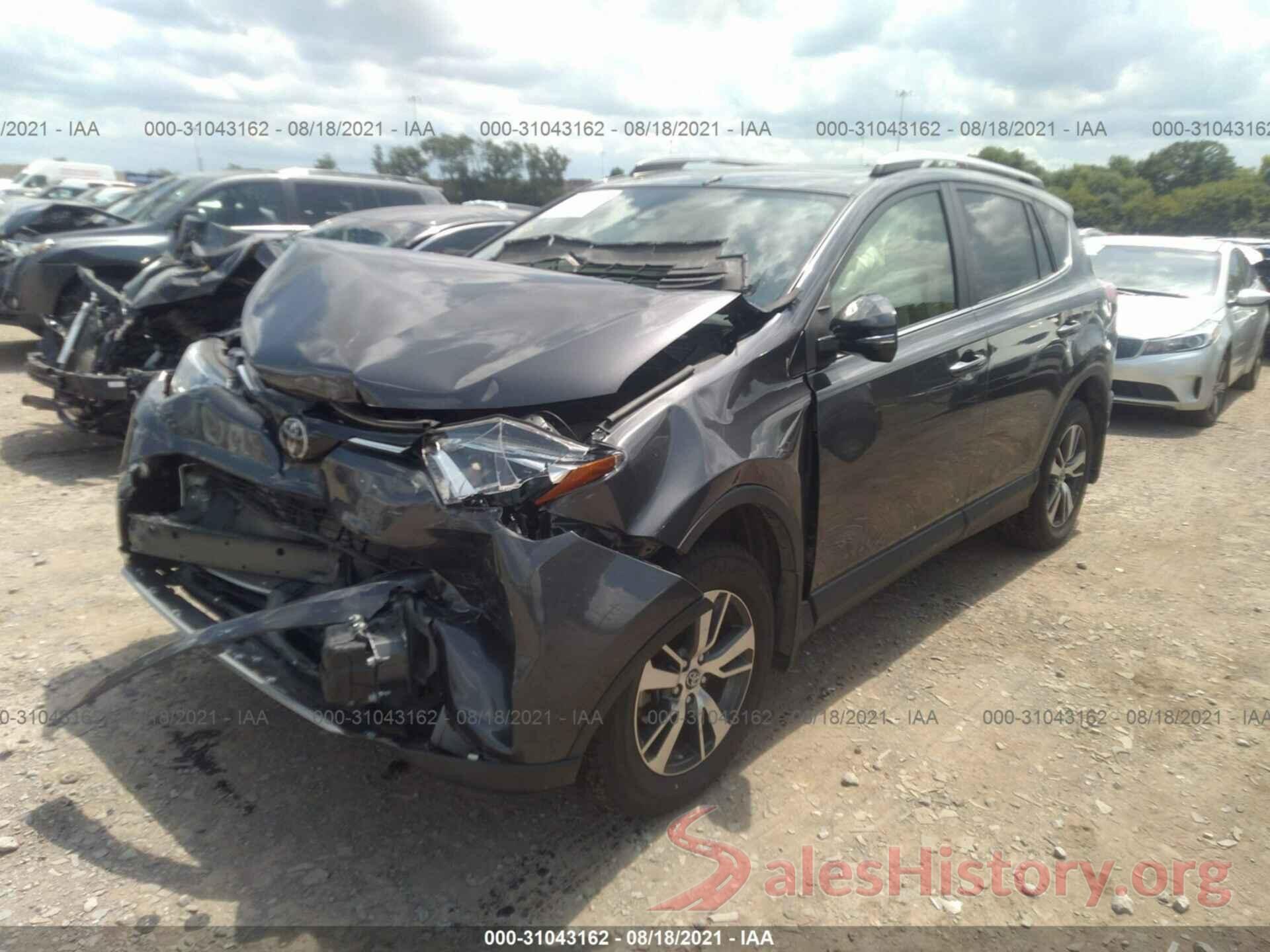 JTMRFREV8JJ249737 2018 TOYOTA RAV4