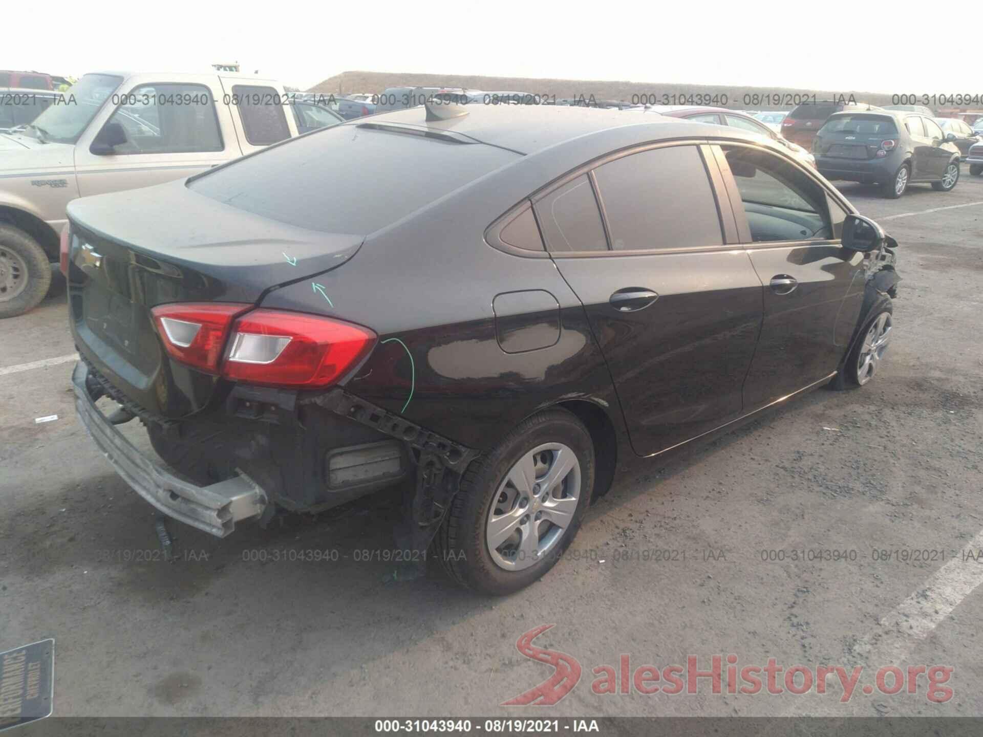 1G1BC5SM3J7161585 2018 CHEVROLET CRUZE