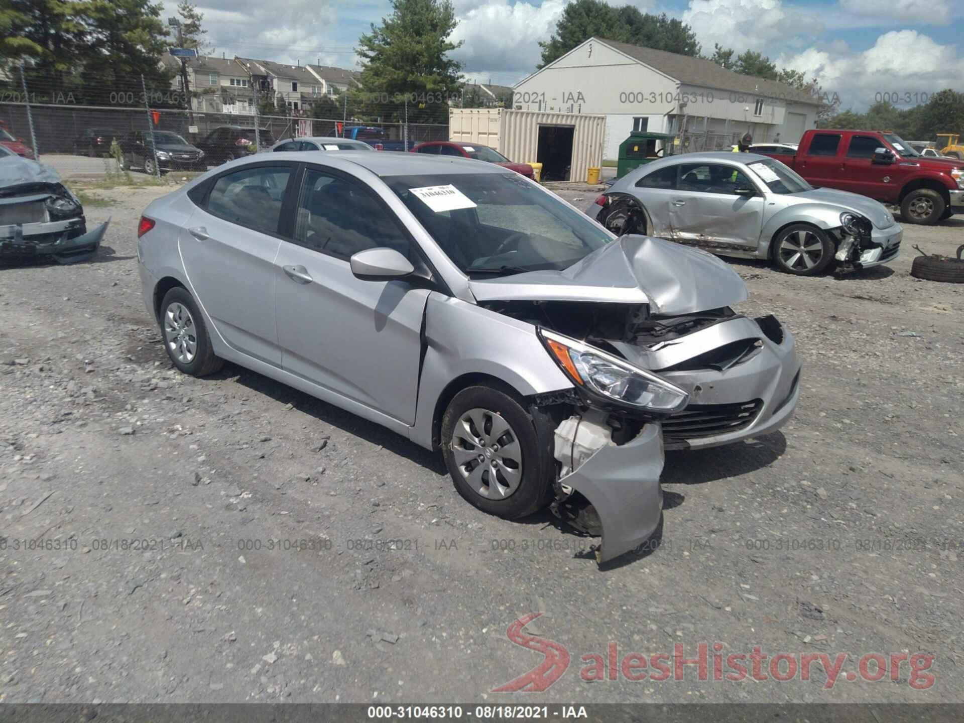 KMHCT4AE8HU239575 2017 HYUNDAI ACCENT