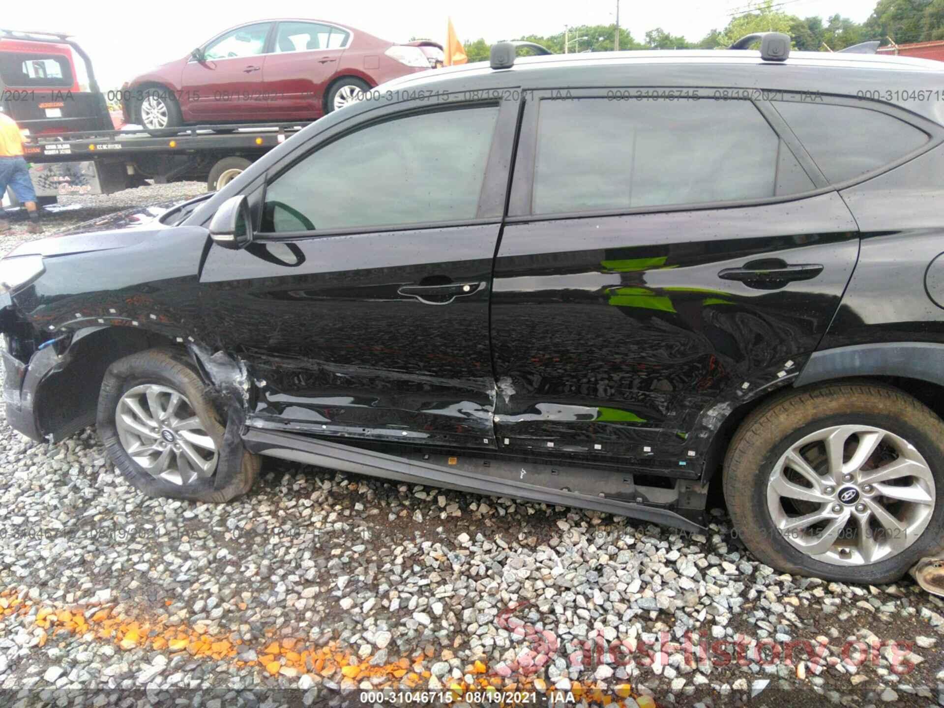 KM8J3CA47HU585612 2017 HYUNDAI TUCSON