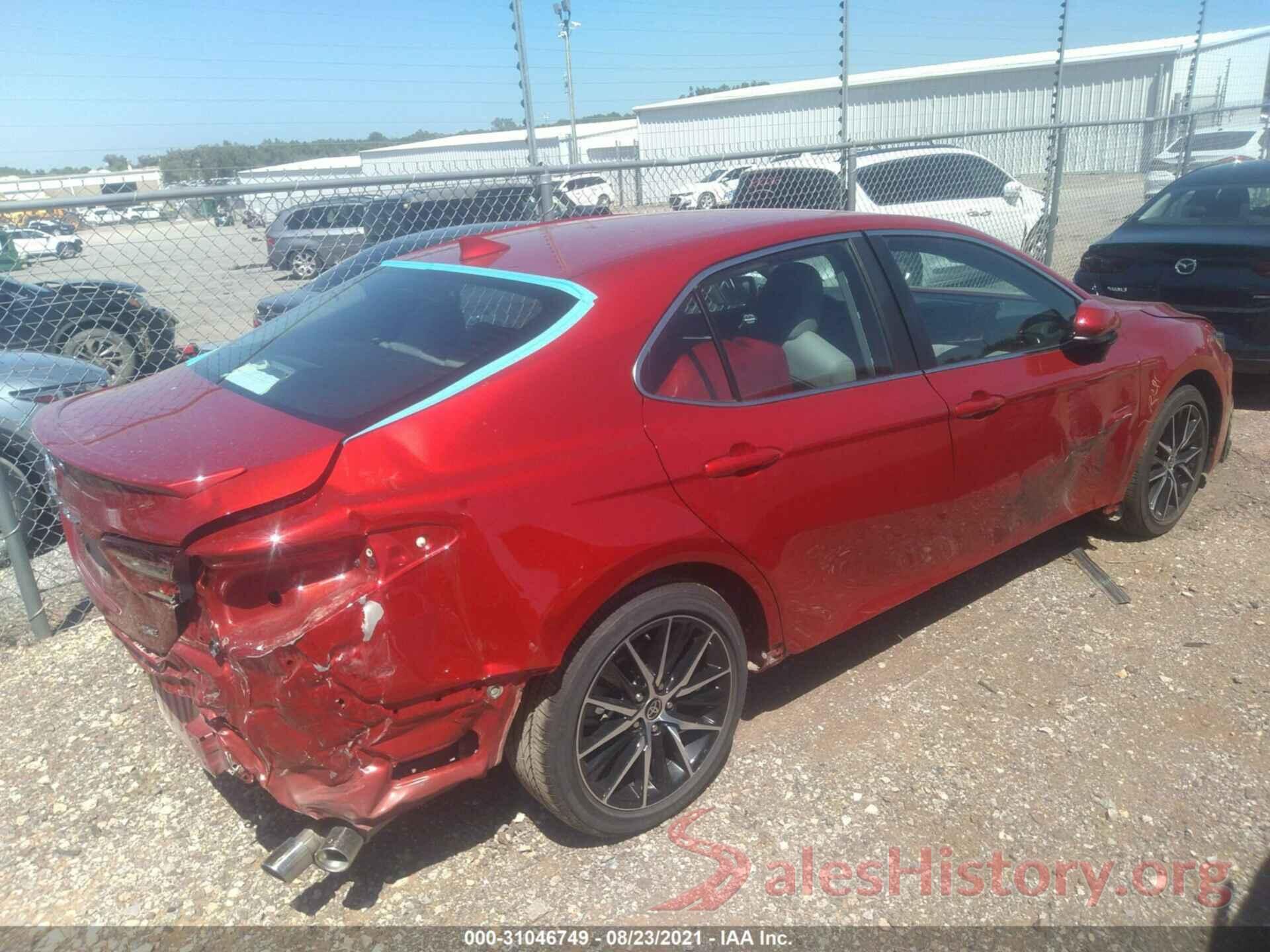 4T1G11AK2MU458876 2021 TOYOTA CAMRY