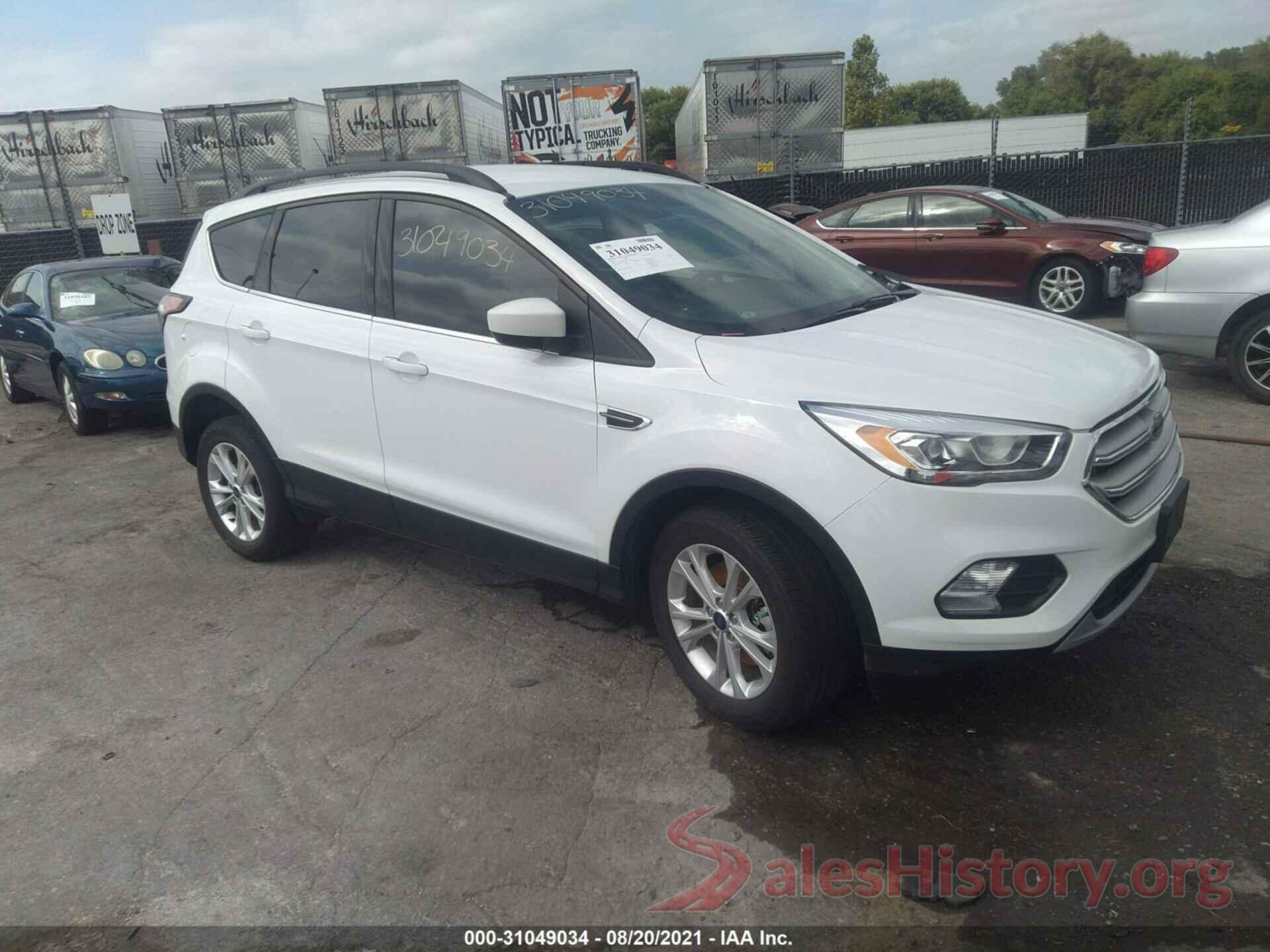 1FMCU9HD3JUC48102 2018 FORD ESCAPE