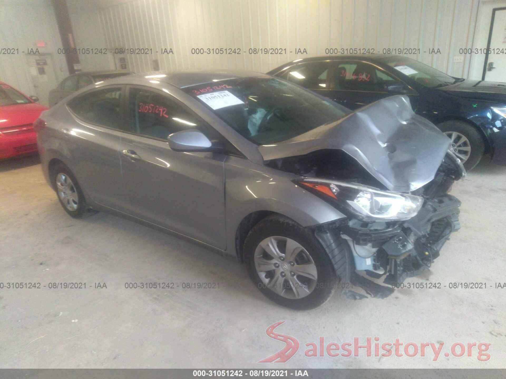 5NPDH4AE1GH713711 2016 HYUNDAI ELANTRA