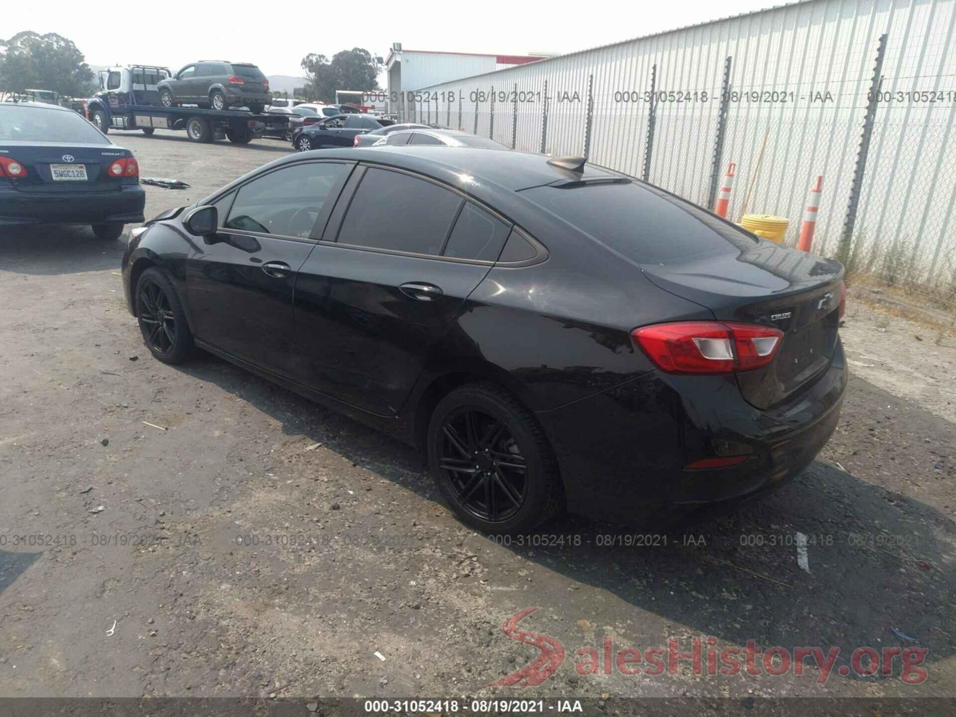 1G1BC5SM1J7213036 2018 CHEVROLET CRUZE