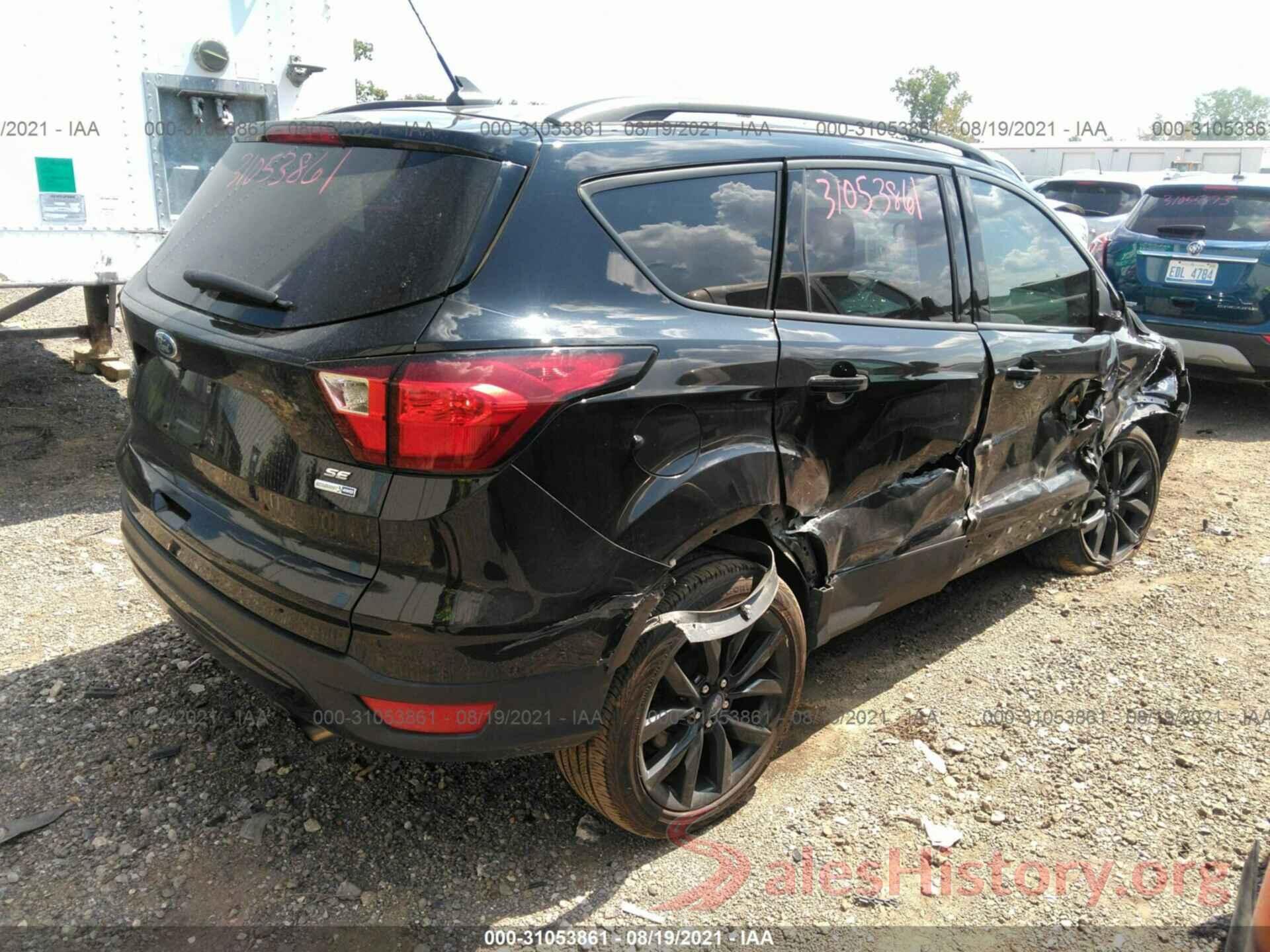 1FMCU9GD7KUC01223 2019 FORD ESCAPE