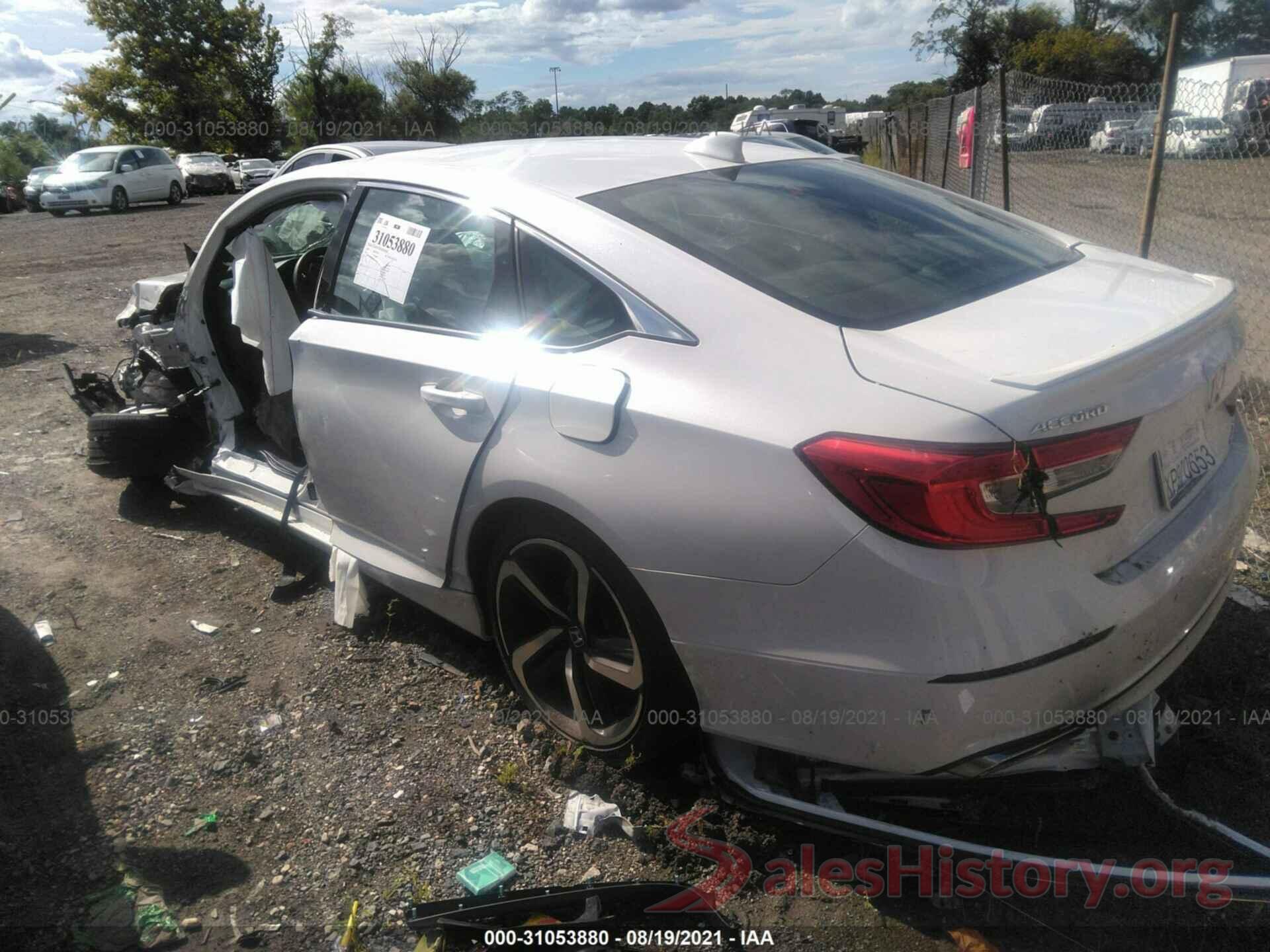 1HGCV2F32JA050066 2018 HONDA ACCORD SEDAN