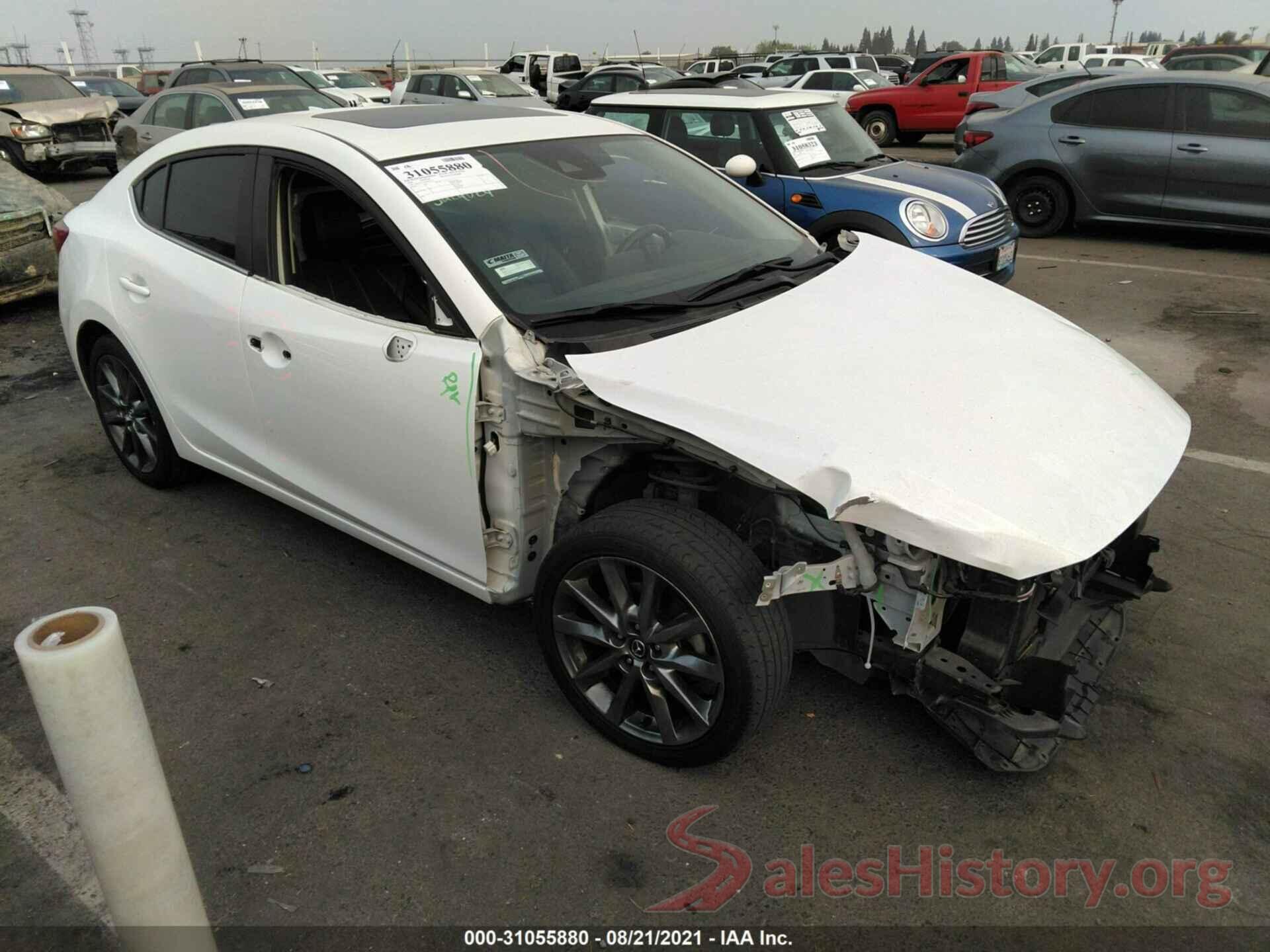 3MZBN1V32JM192133 2018 MAZDA MAZDA3 4-DOOR